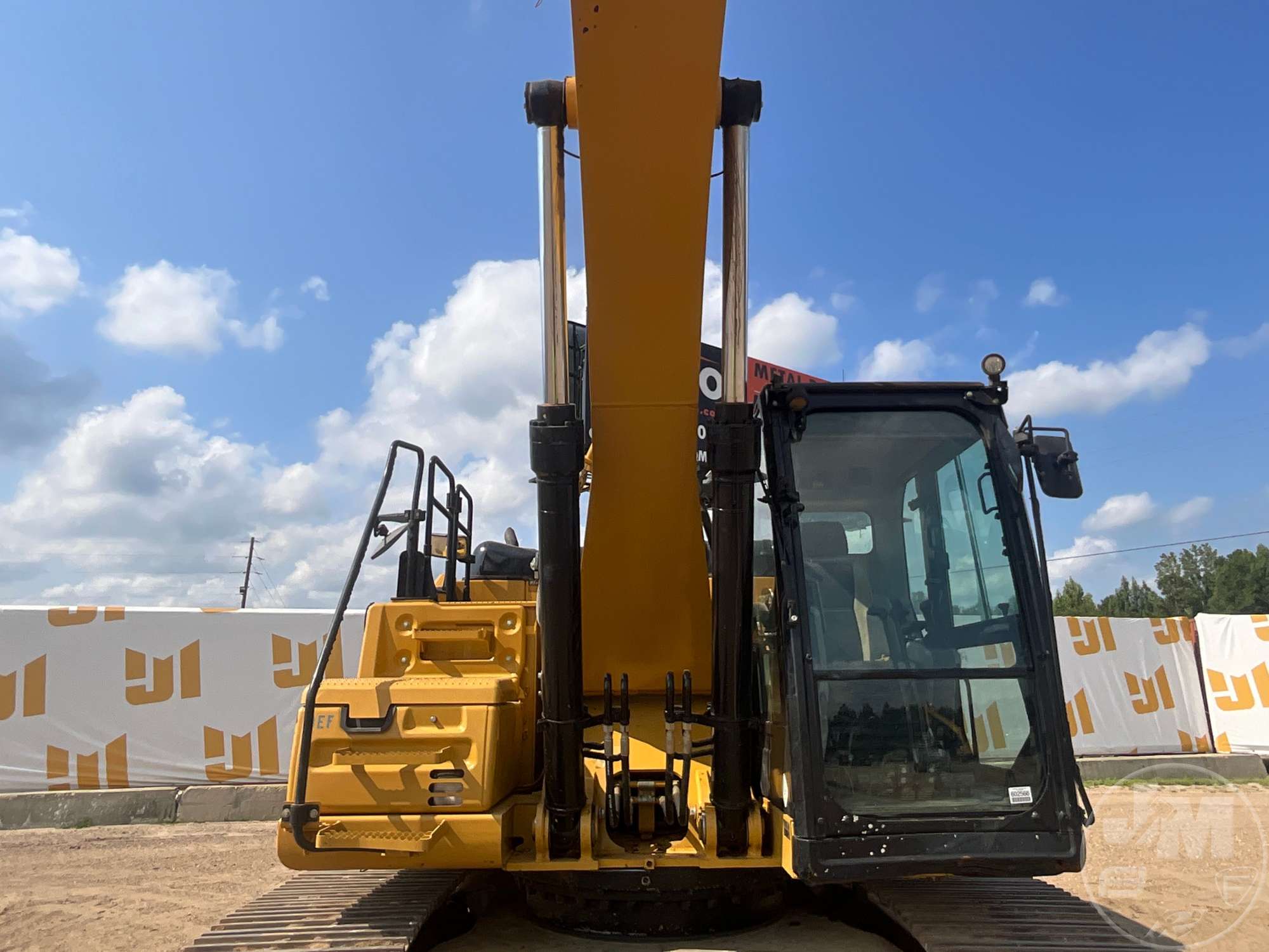 2019 Caterpillar 326F L