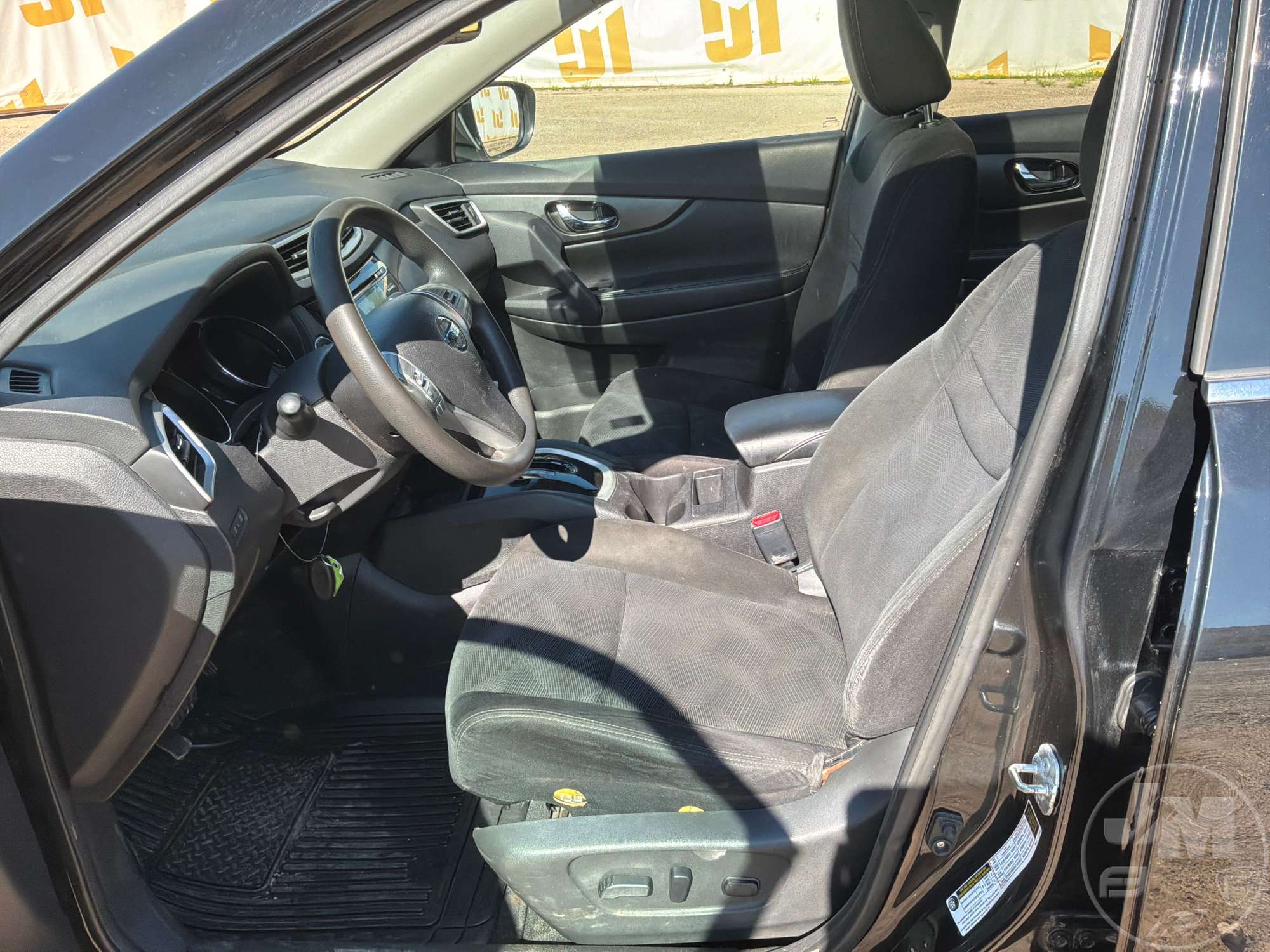 2015 Nissan ROGUE