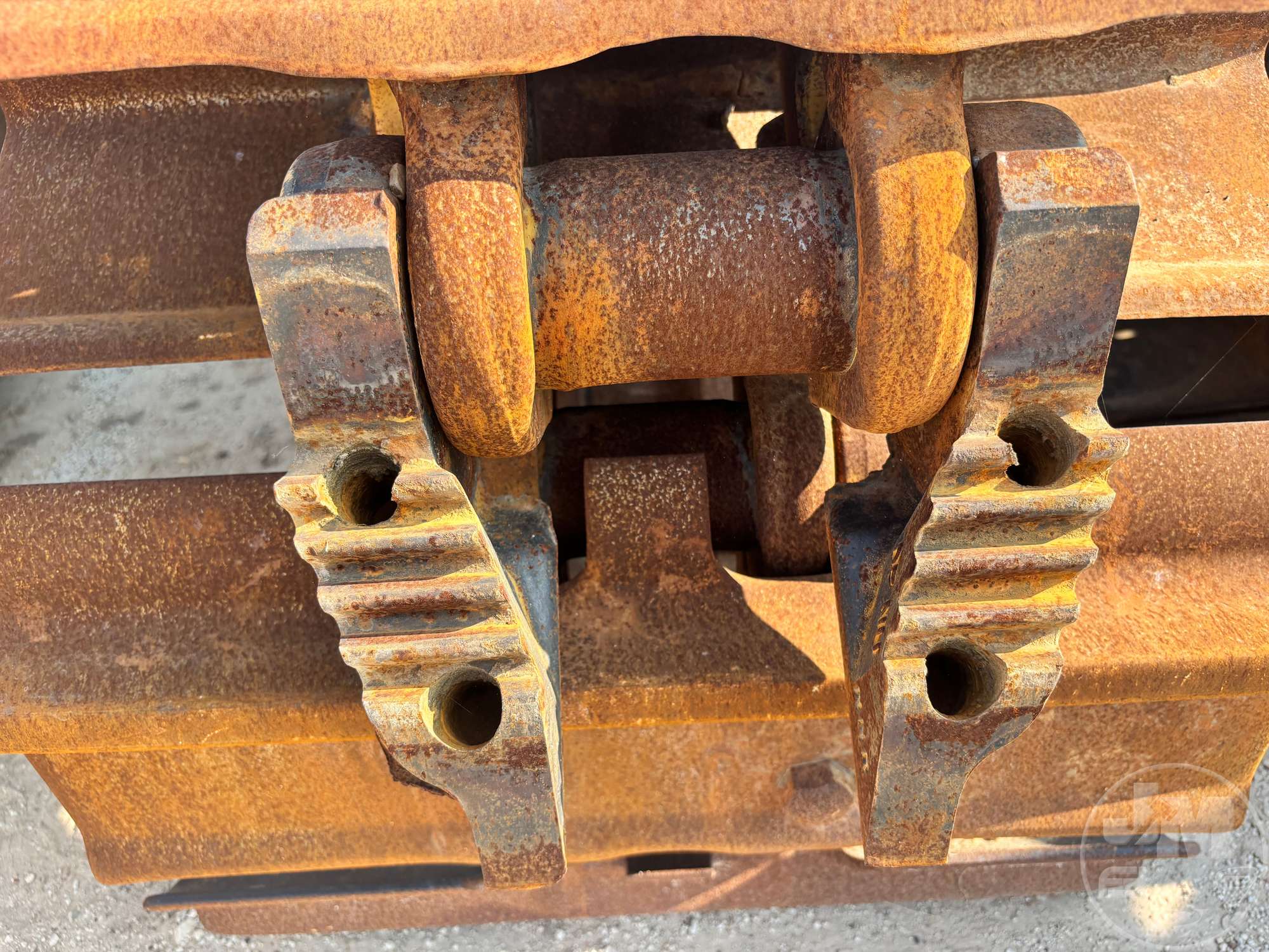 0 Caterpillar 26 3/4 INCH TRACKS TO FIT D9T