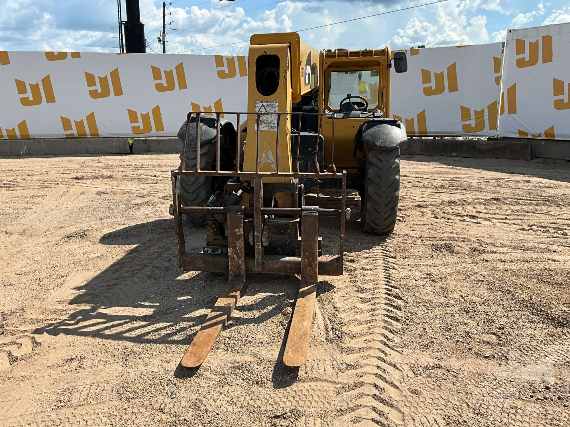 2009 Caterpillar TL943