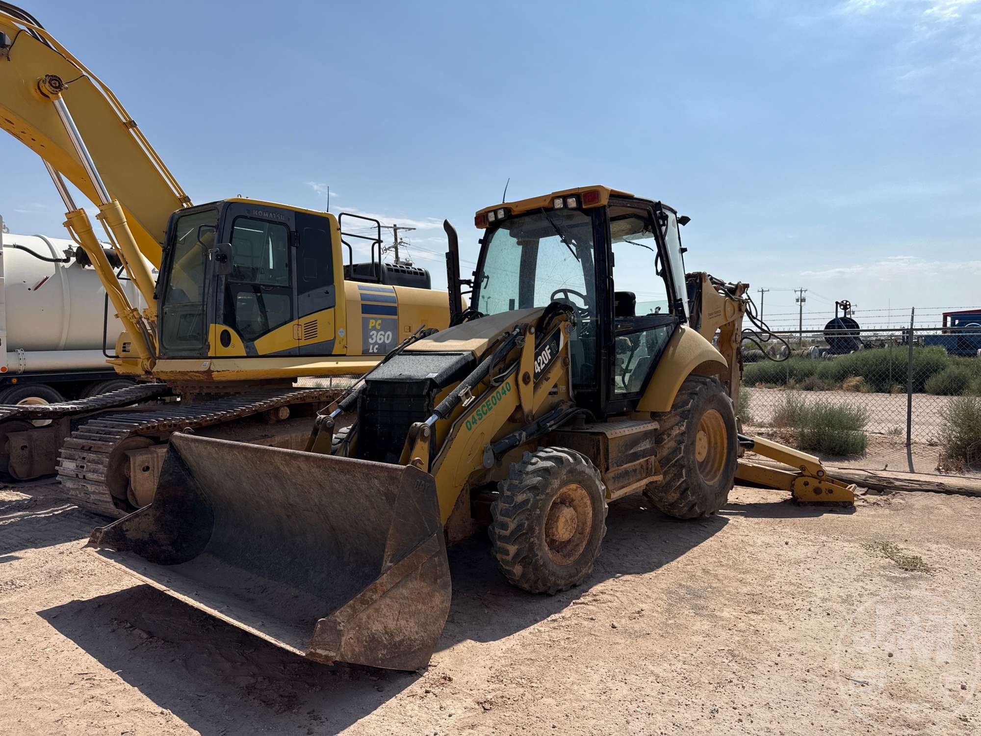 Photo of 2014 Caterpillar 420F