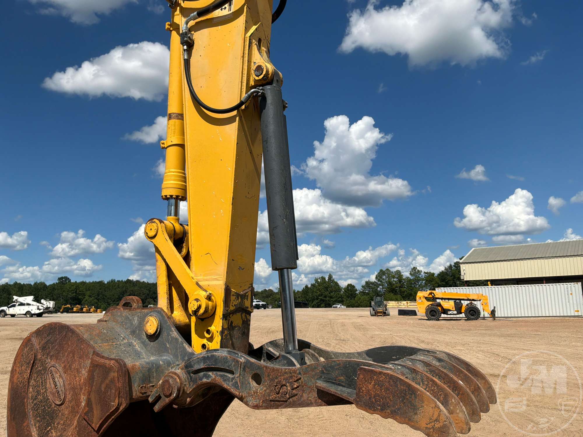 2019 Komatsu PC210LC-11