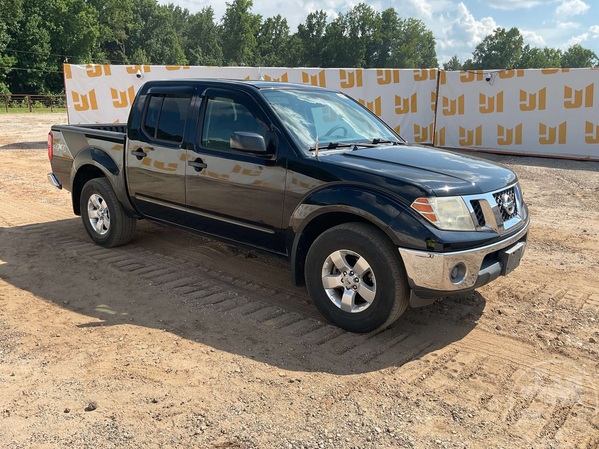 Photo of 2010 Nissan Frontier