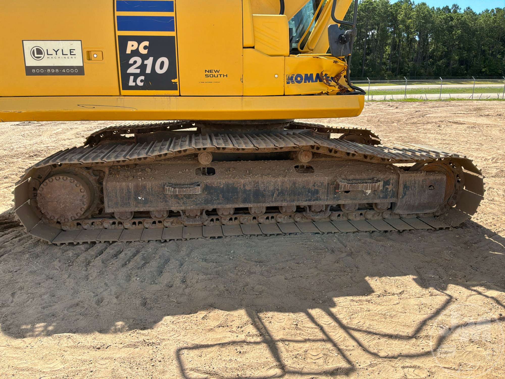 2019 Komatsu PC210LC-11