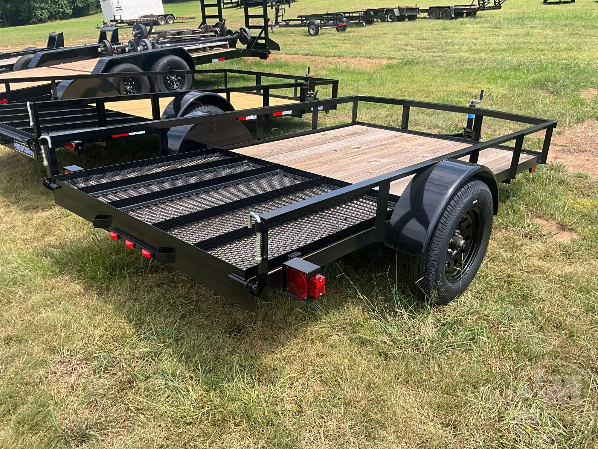 2027 TRIPLE CROWN TRAILERS, INC LD6X10S14O