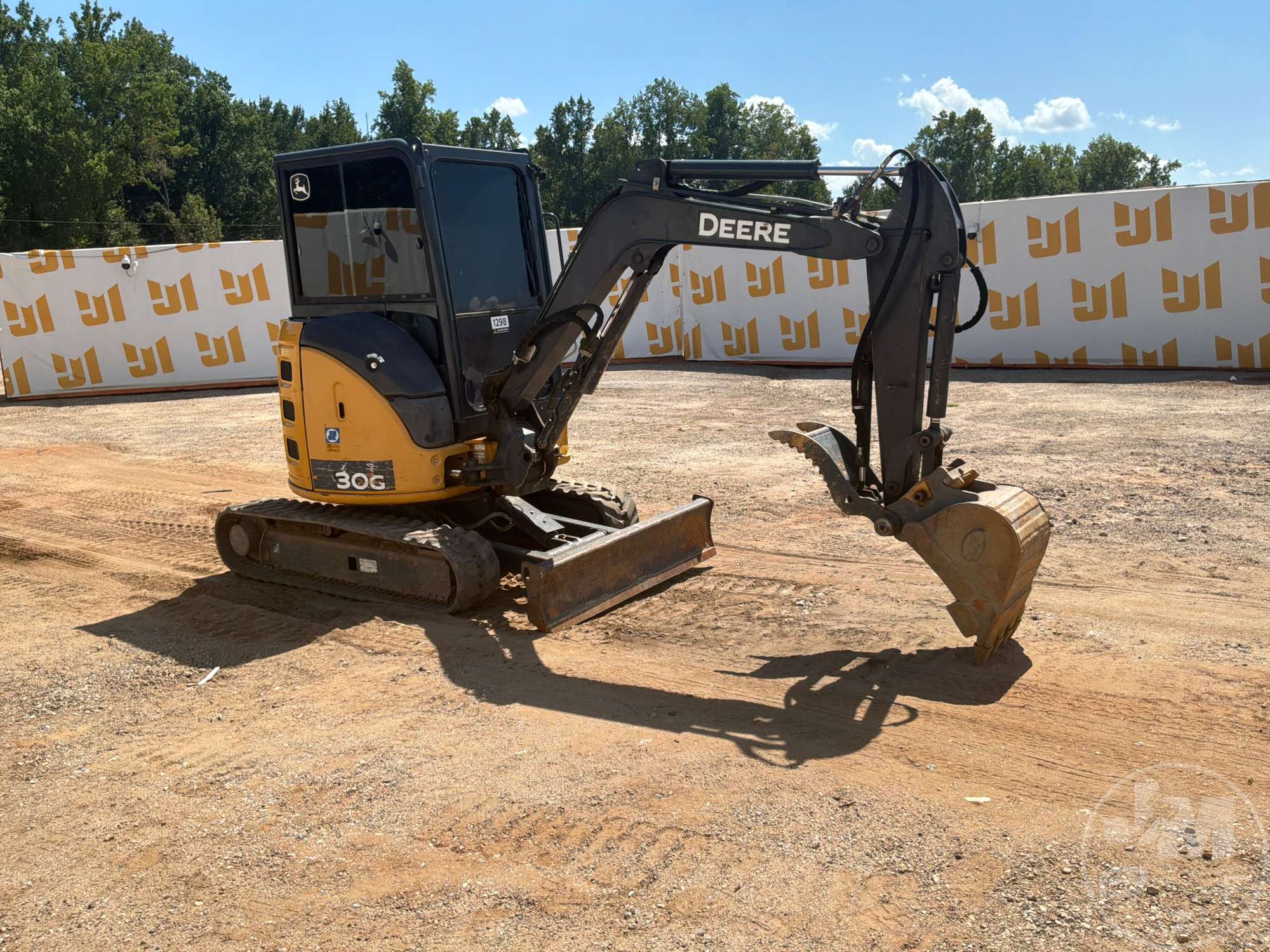 2017 John Deere 30G
