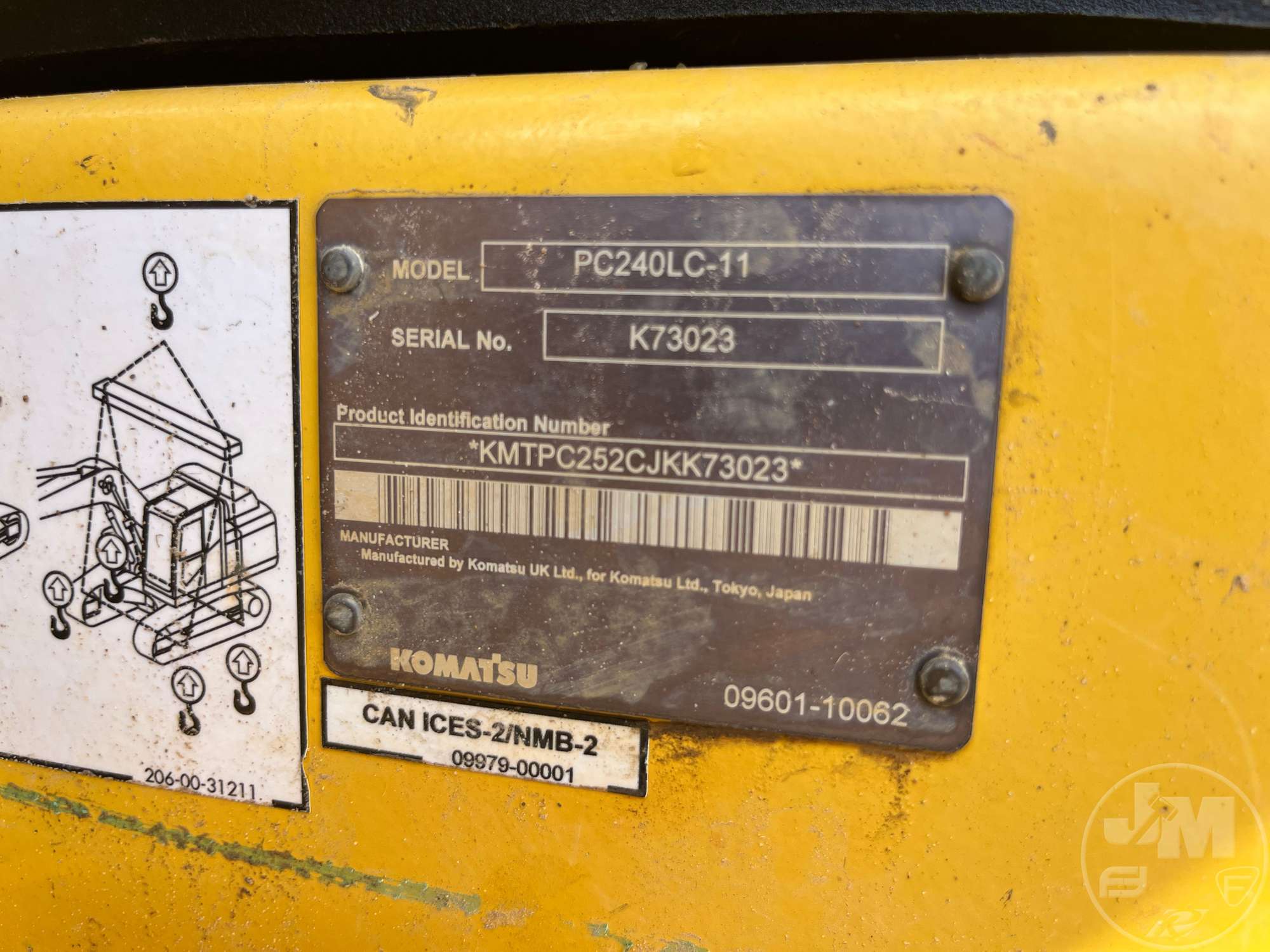 2022 Komatsu PC240LC-11