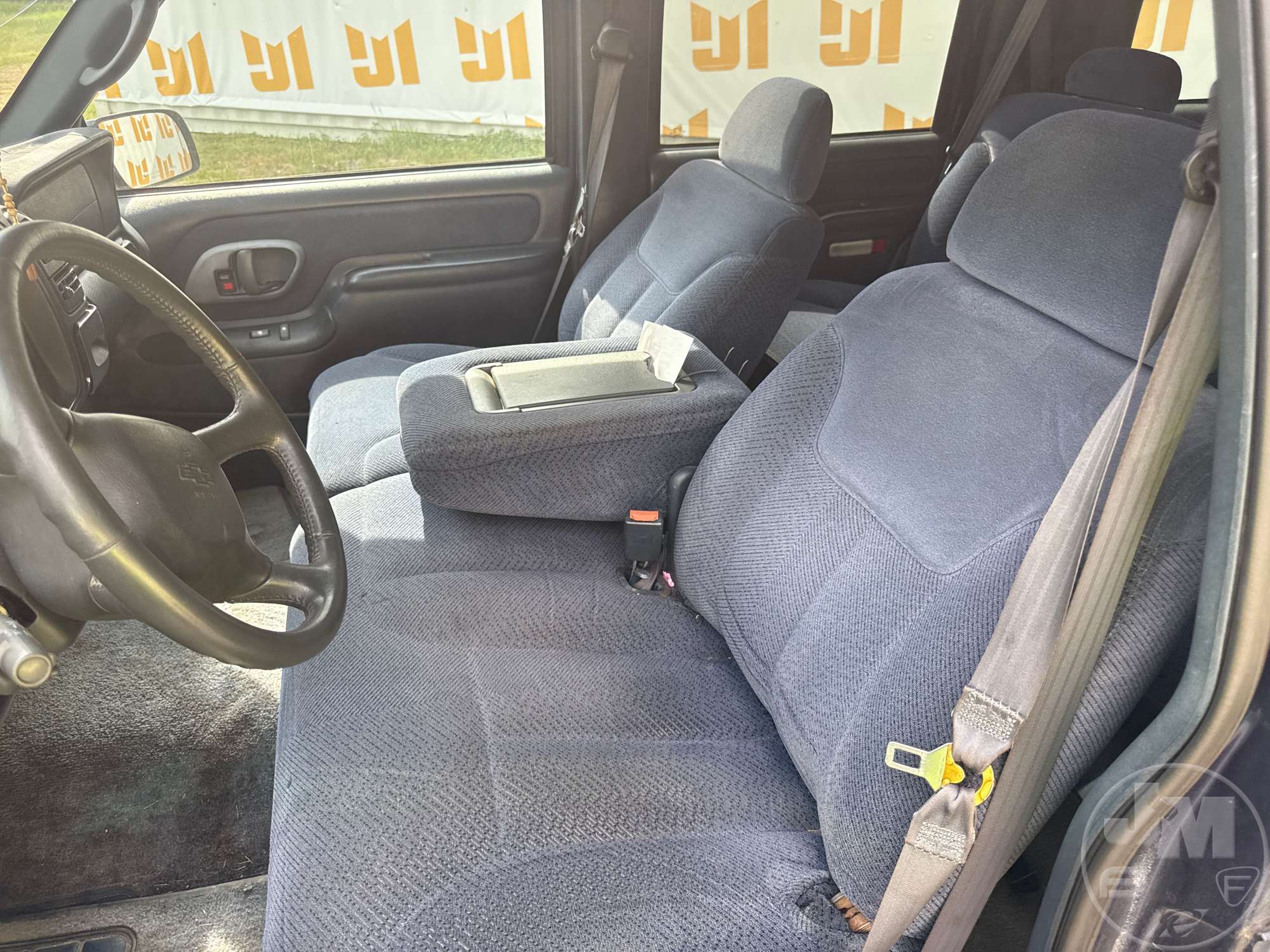 1999 Chevrolet TAHOE