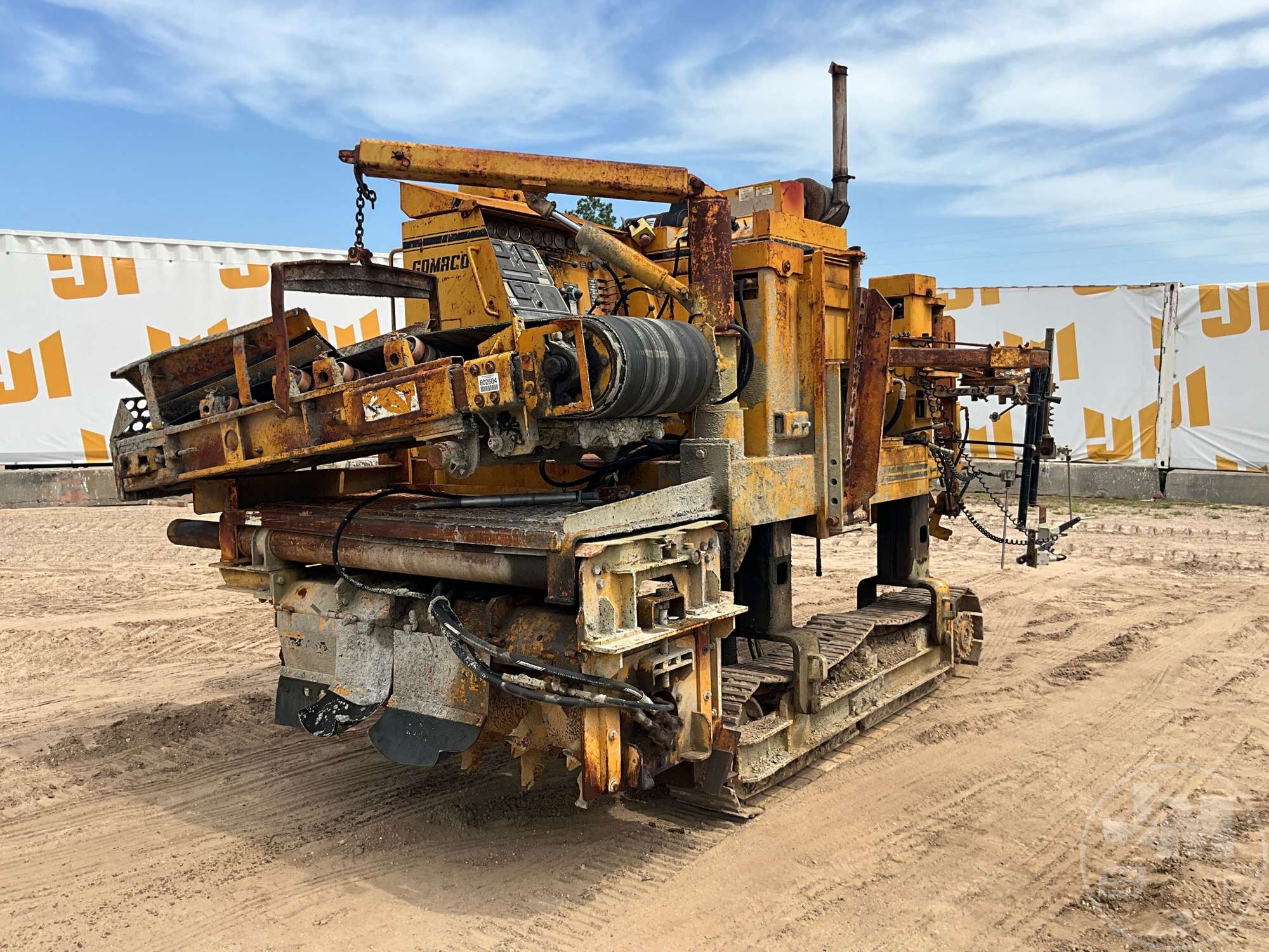 Photo of Gomaco GT-6200