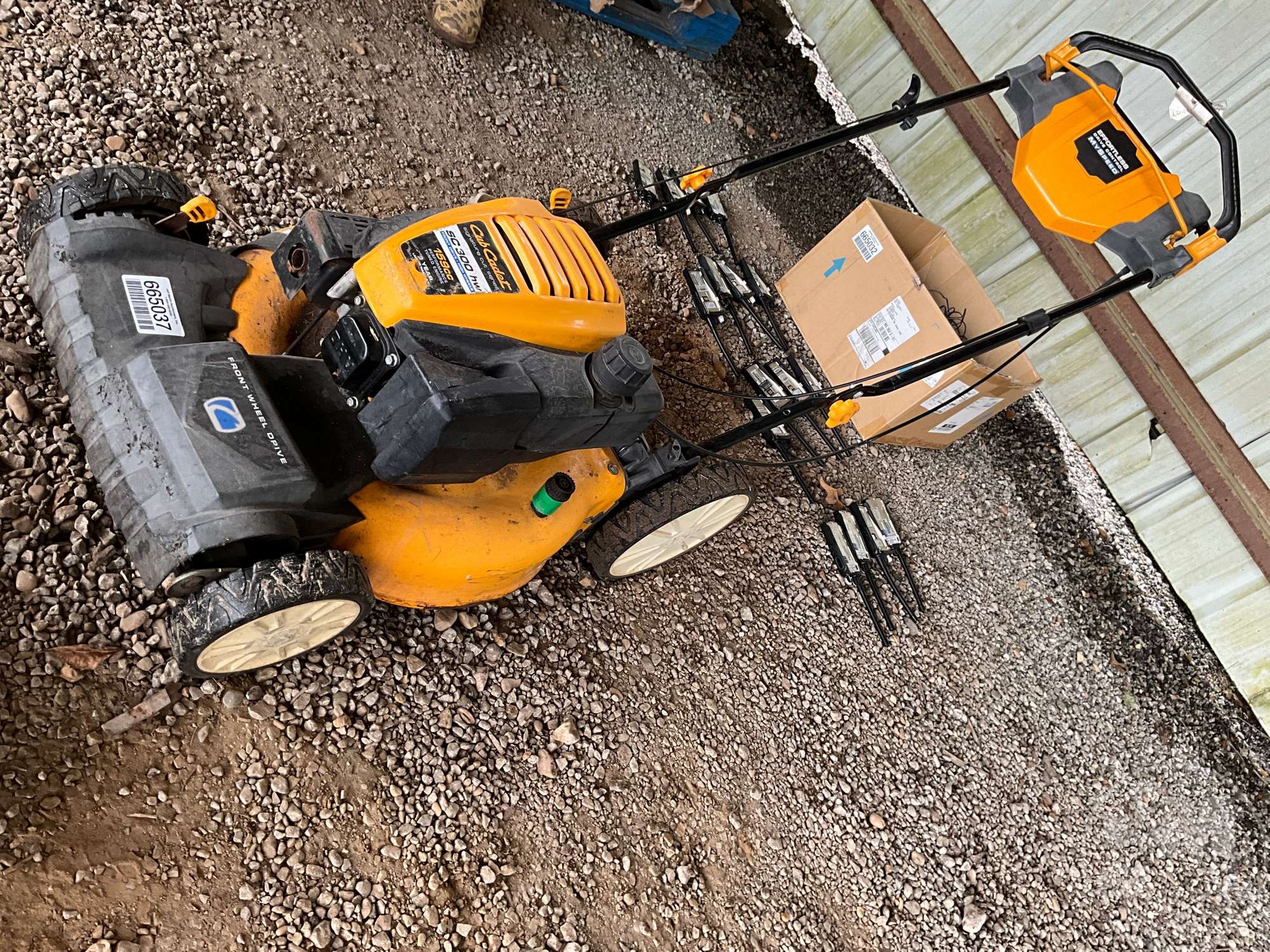 0 Cub Cadet SC 300 HW