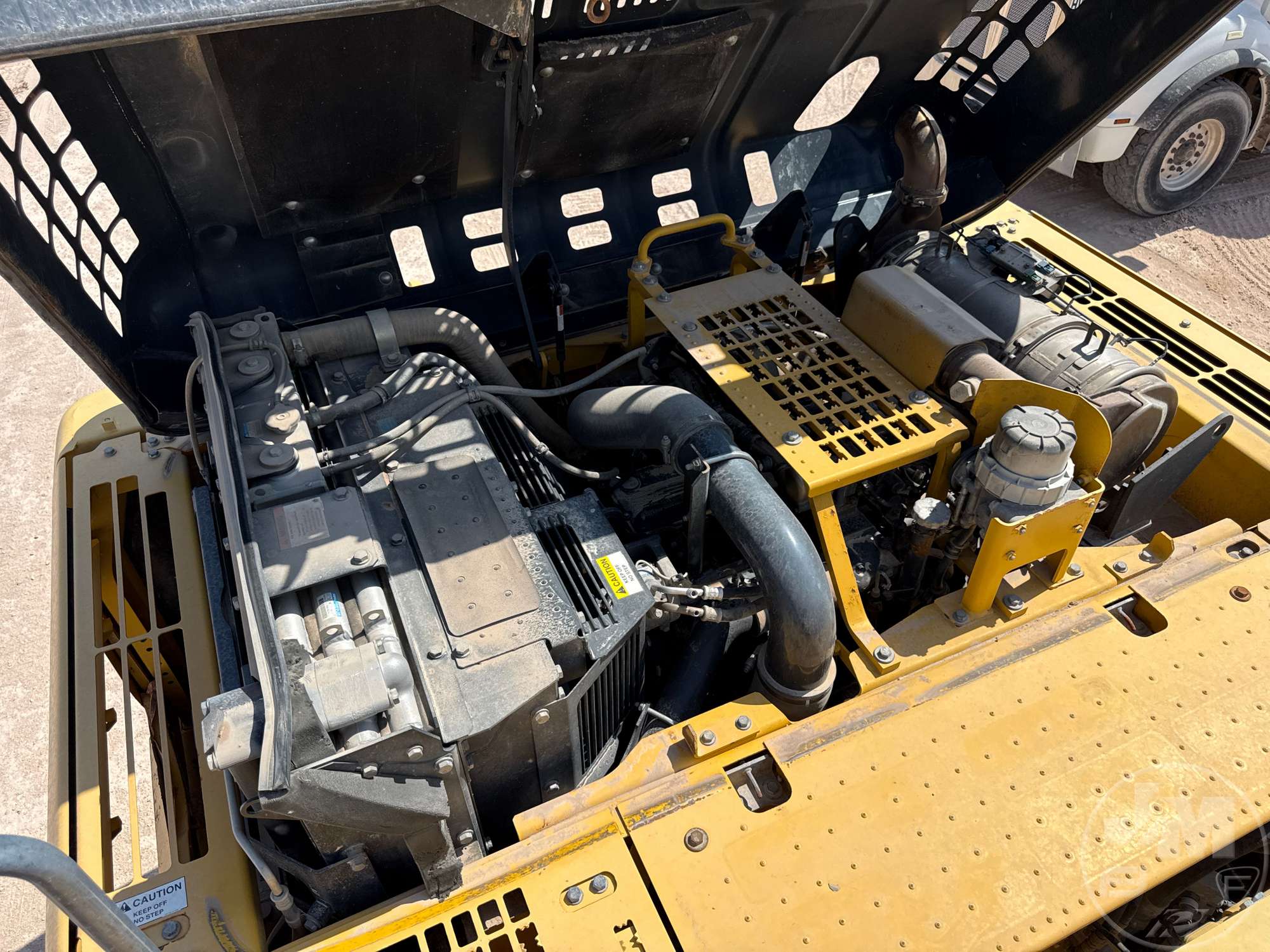 2014 Komatsu PC360LC-10