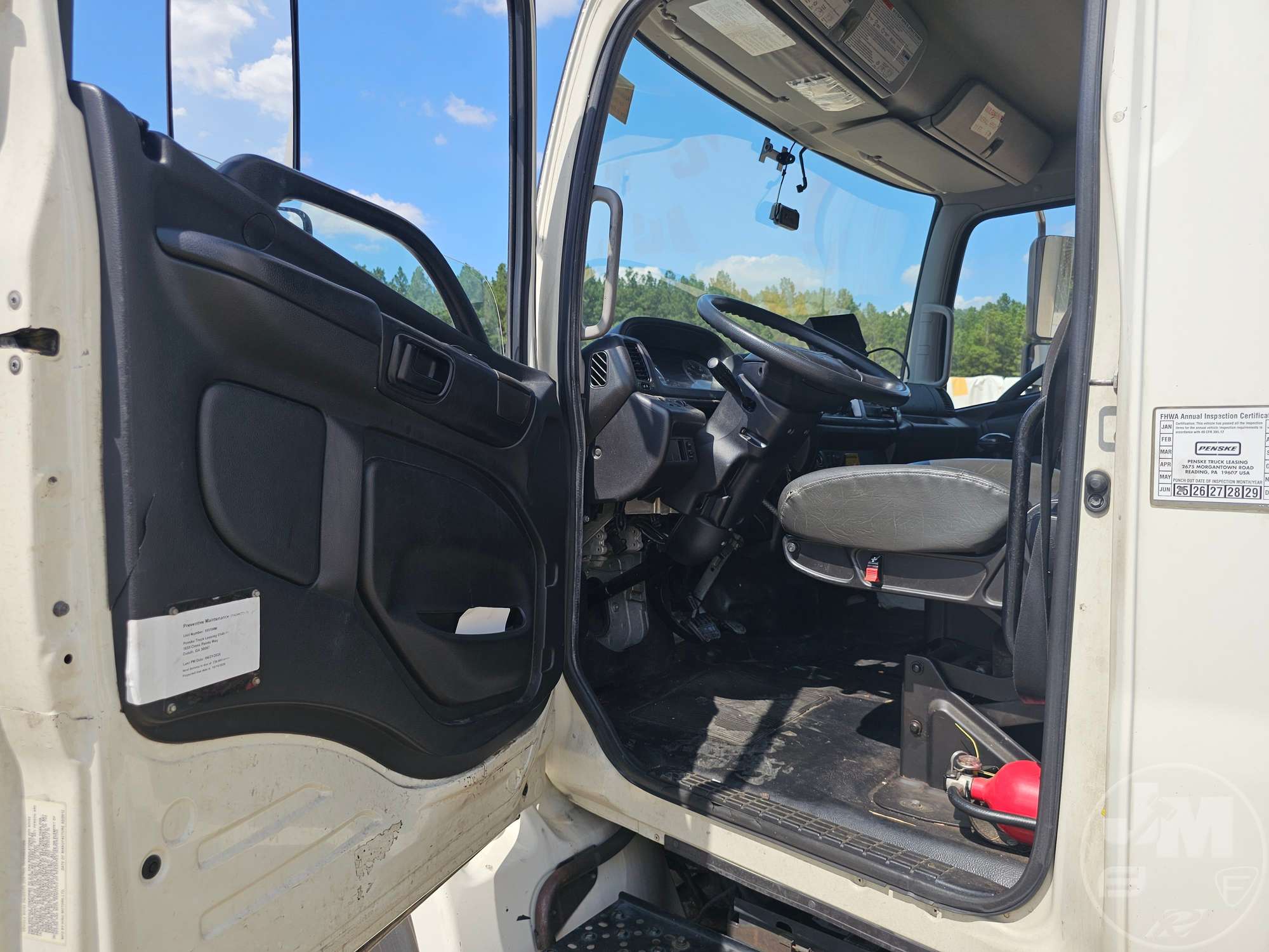 2012 Hino CONVENTIONAL TYPE TRUCK