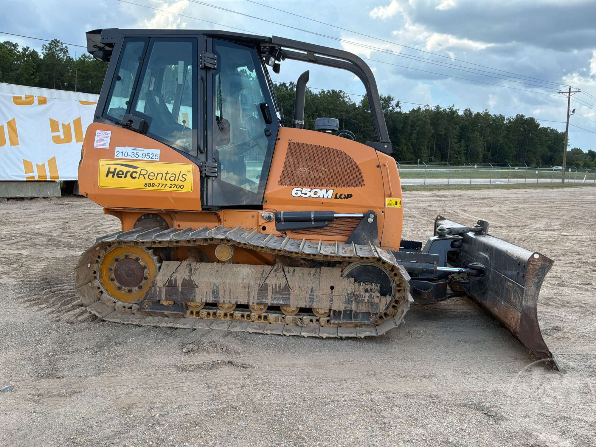 2021 Case 650M