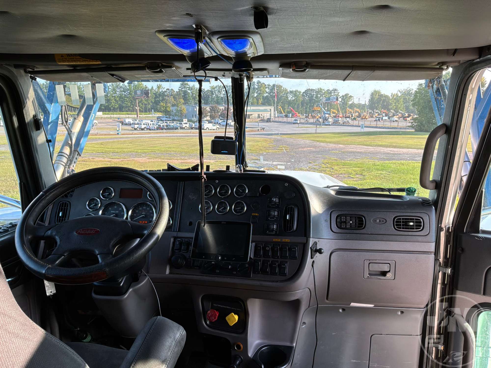 2016 Peterbilt 389