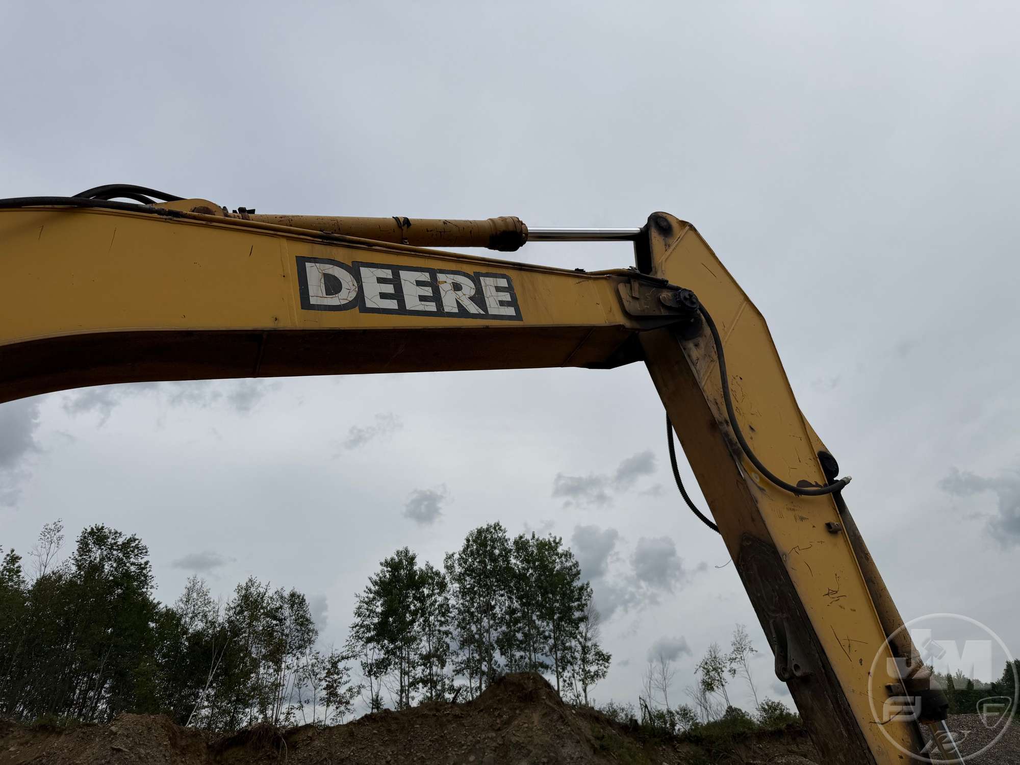 2004 John Deere 270C LC