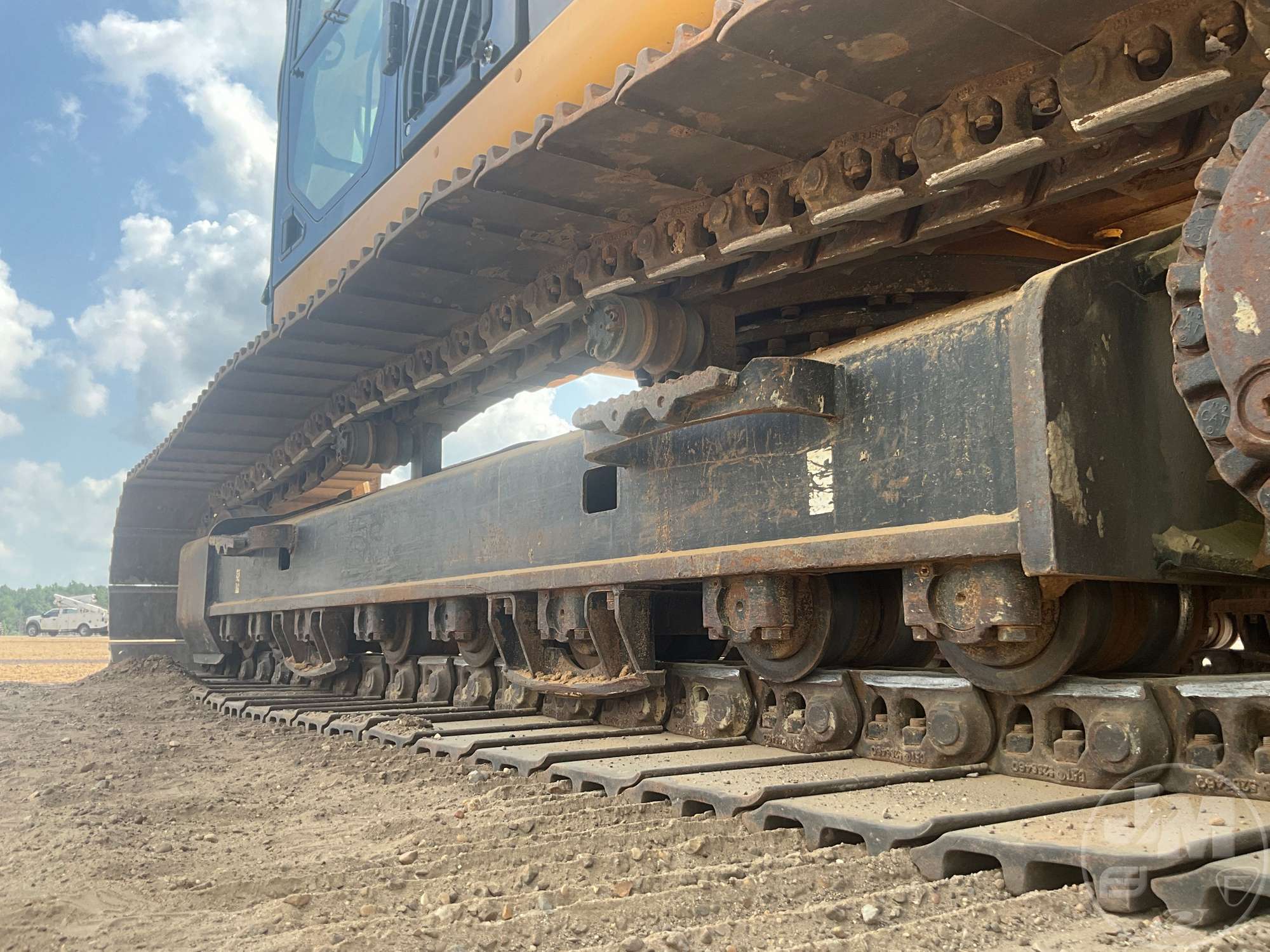 2019 Caterpillar 326F L