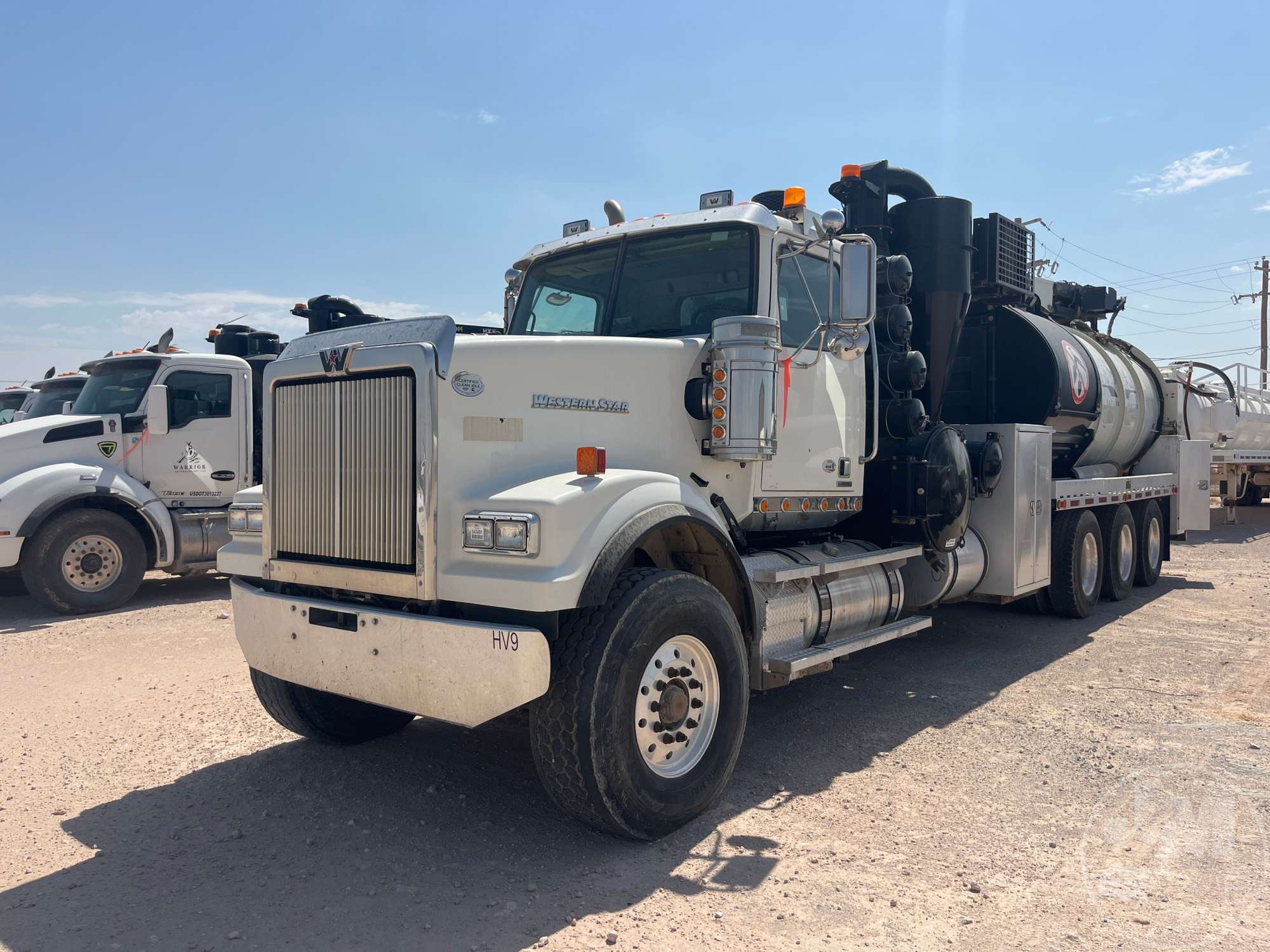 Photo of 2019 Western Star 490 VACTOR HXX