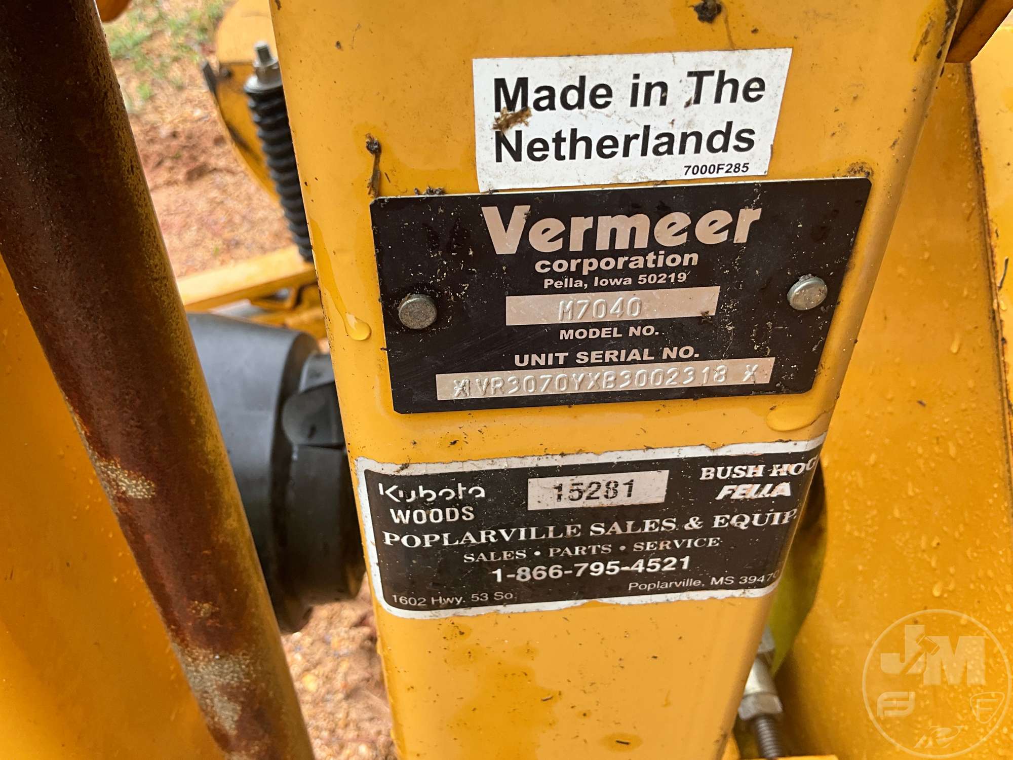 0 Vermeer M7040