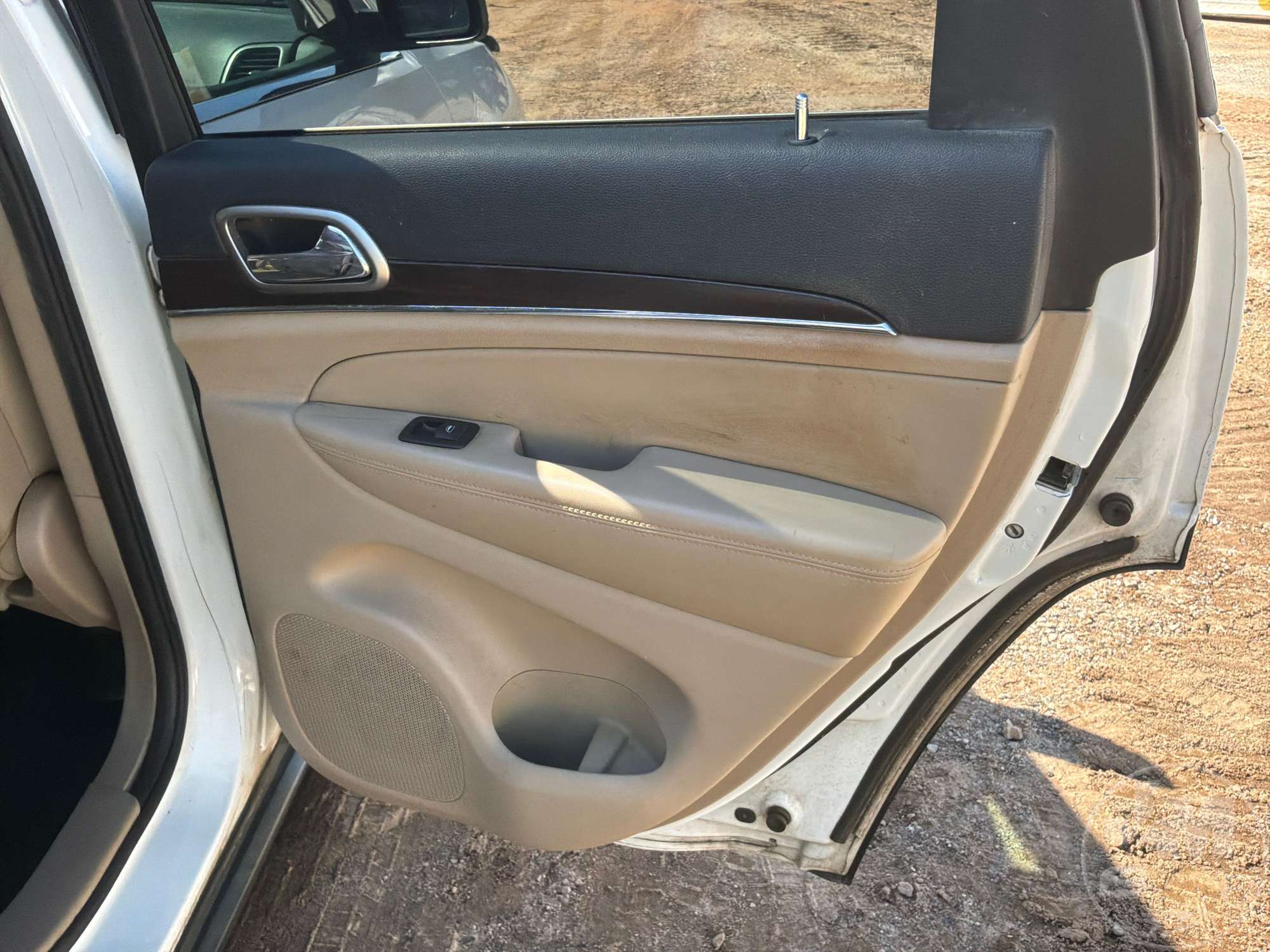 2014 Jeep GRAND CHEROKEE
