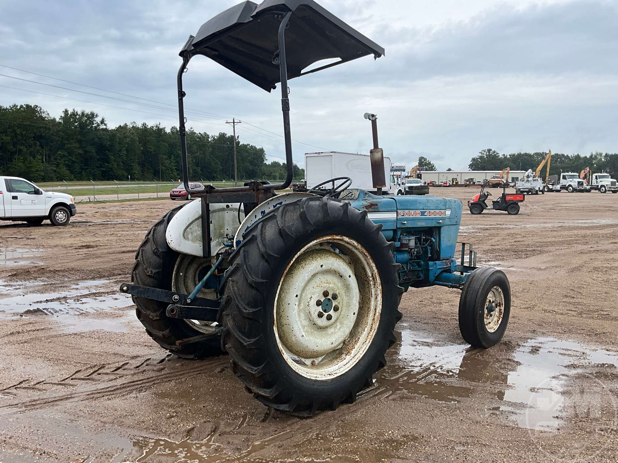 0 Ford 4000