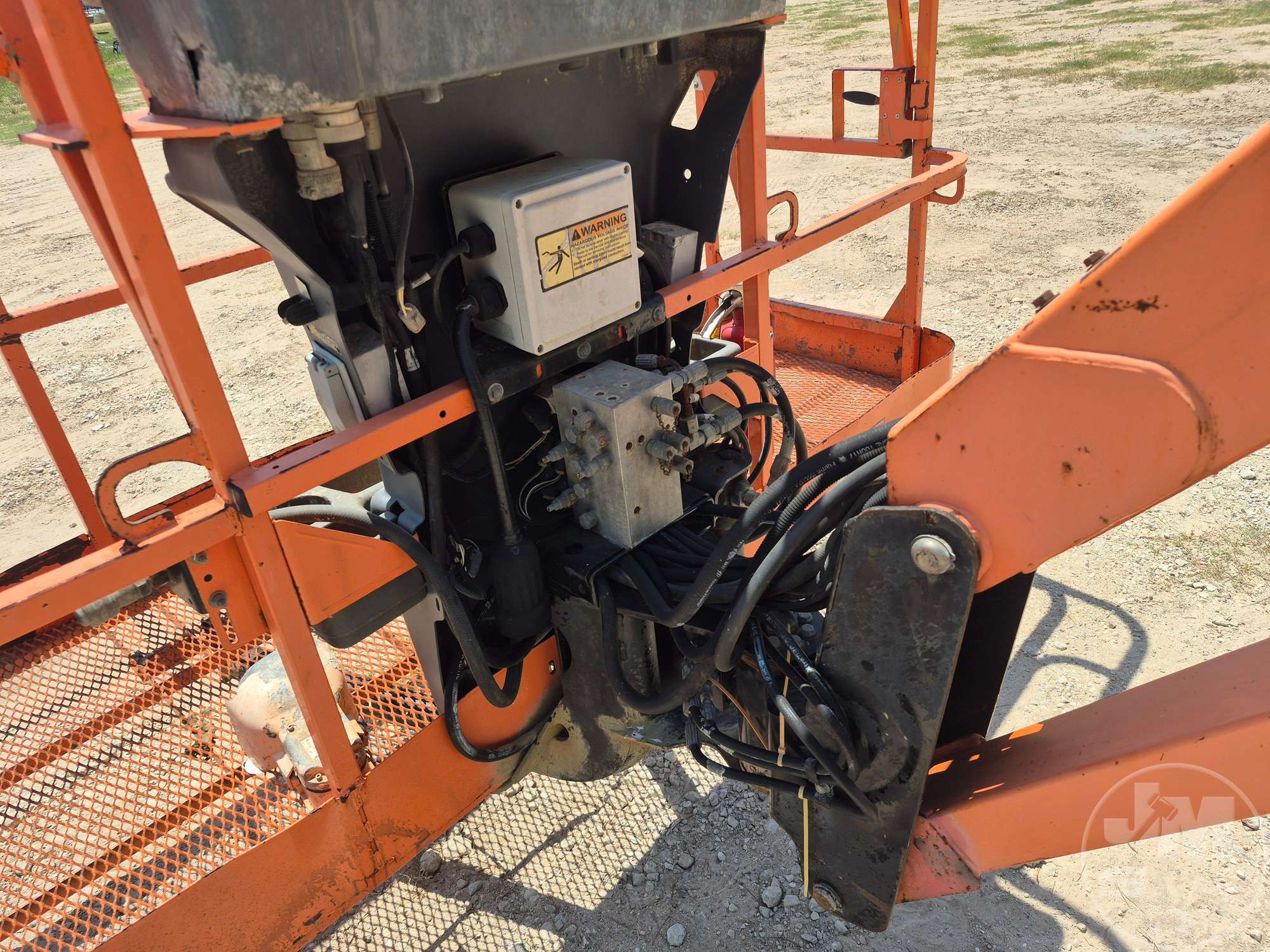 2013 JLG 1200SJP