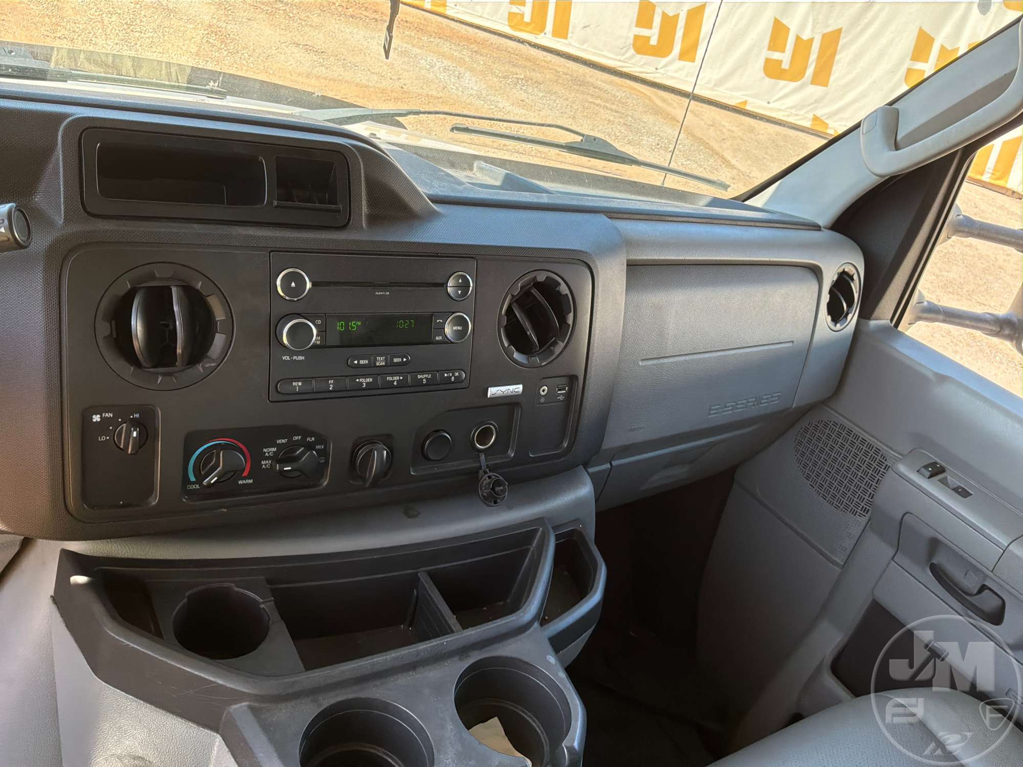2016 Ford E-450