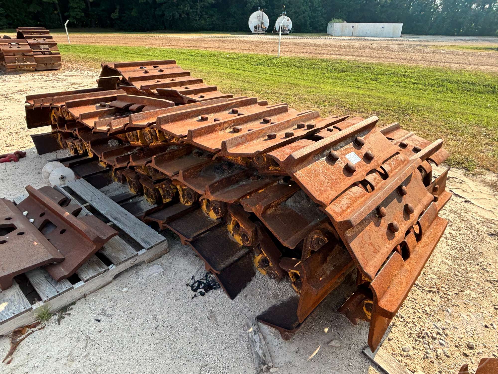 0 Caterpillar 30 3/4 INCH TRACKS TO FIT D10T