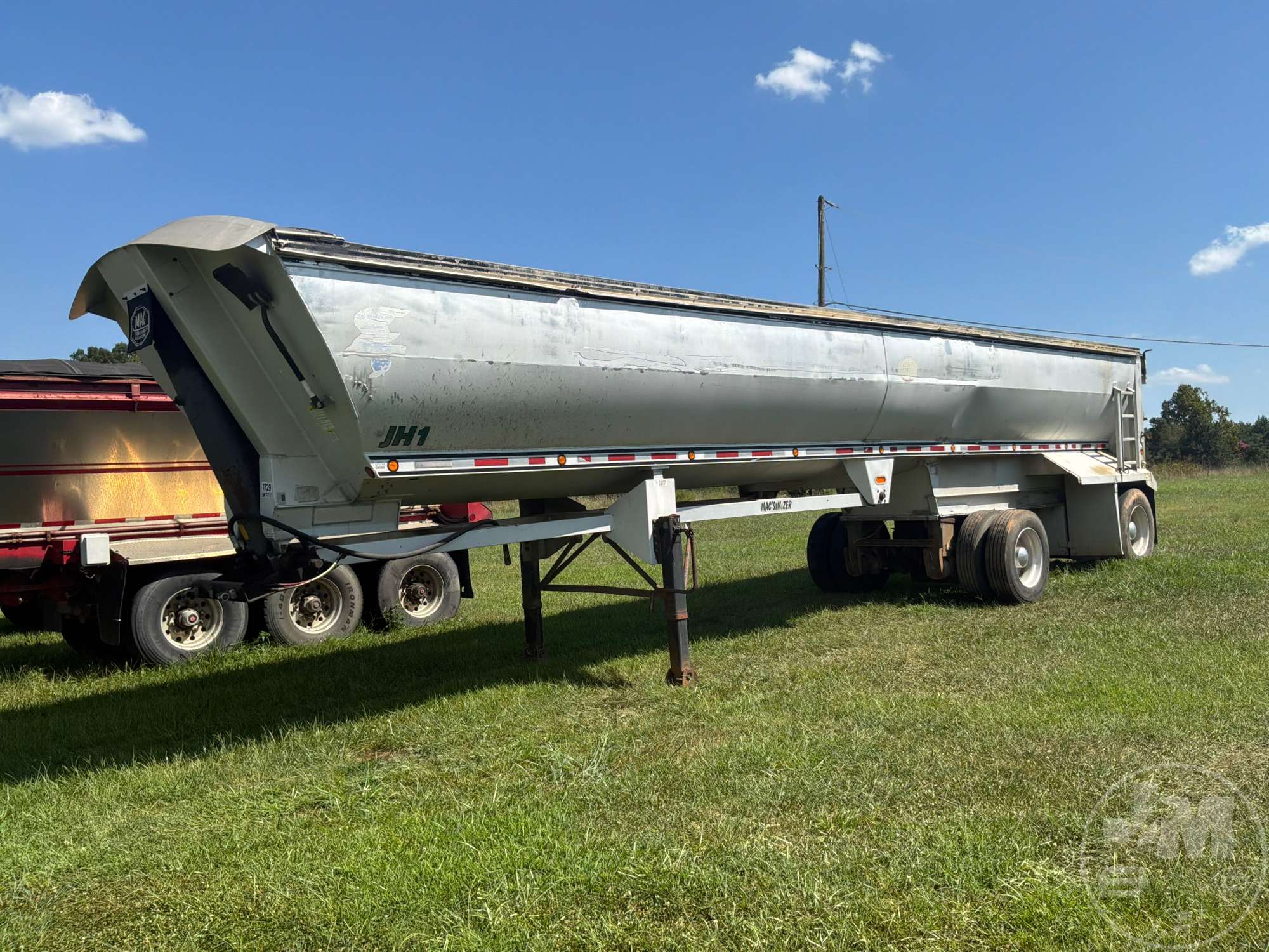 Photo of 2006 Mac SEMI DUMP TRAILER
