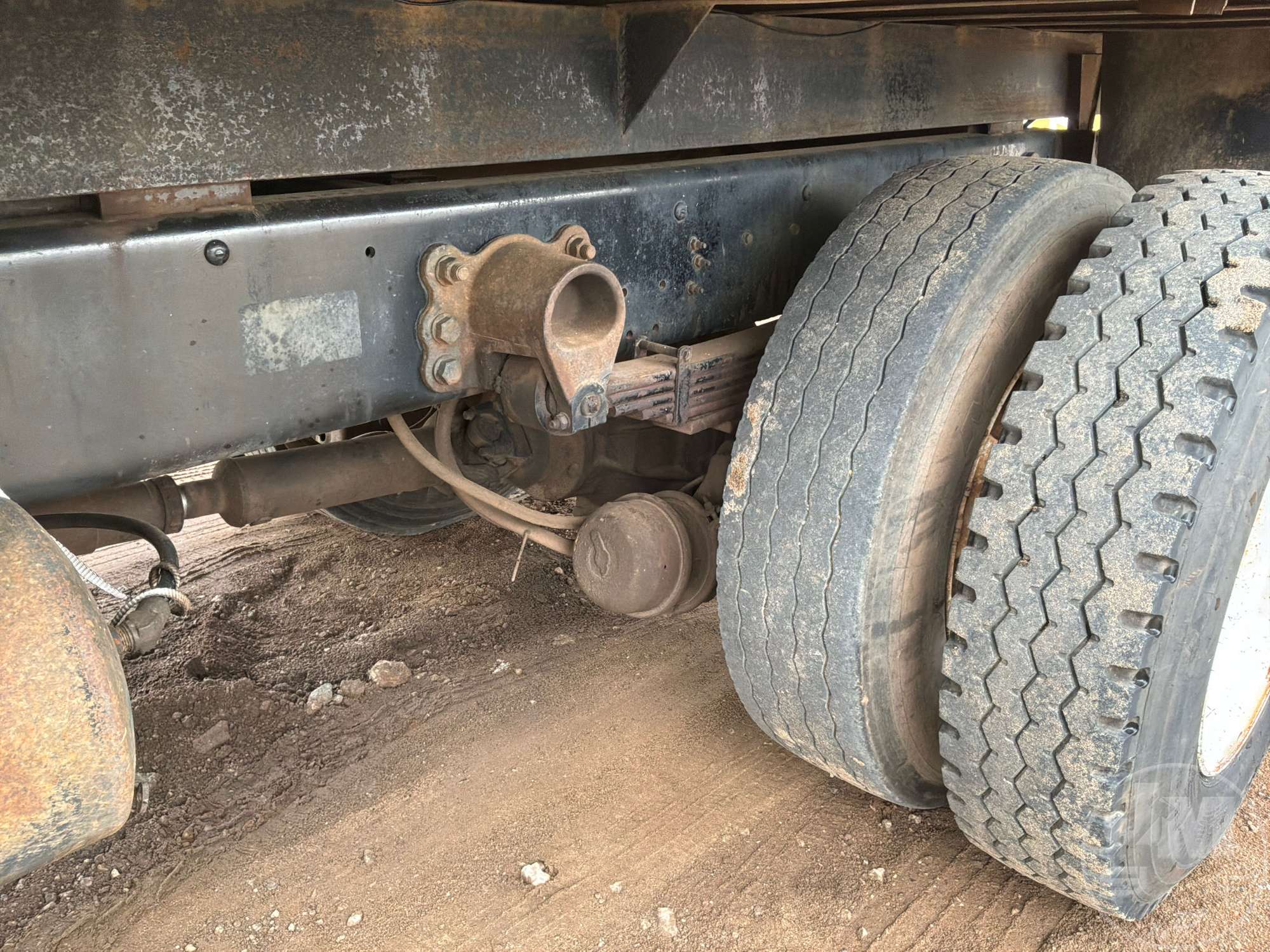 2000 Ford F-750