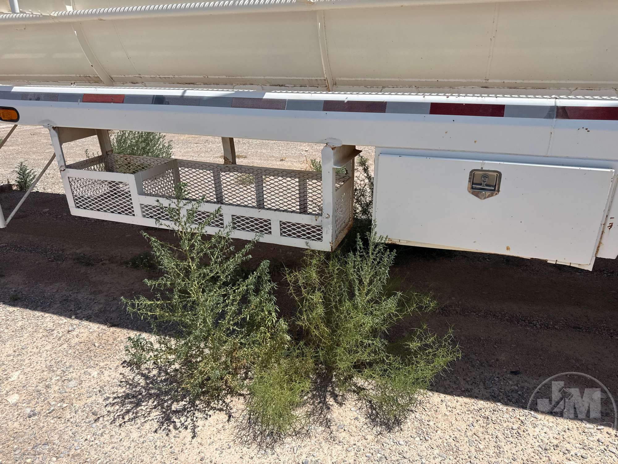 2011 Dragon VAC TANK TRAILER