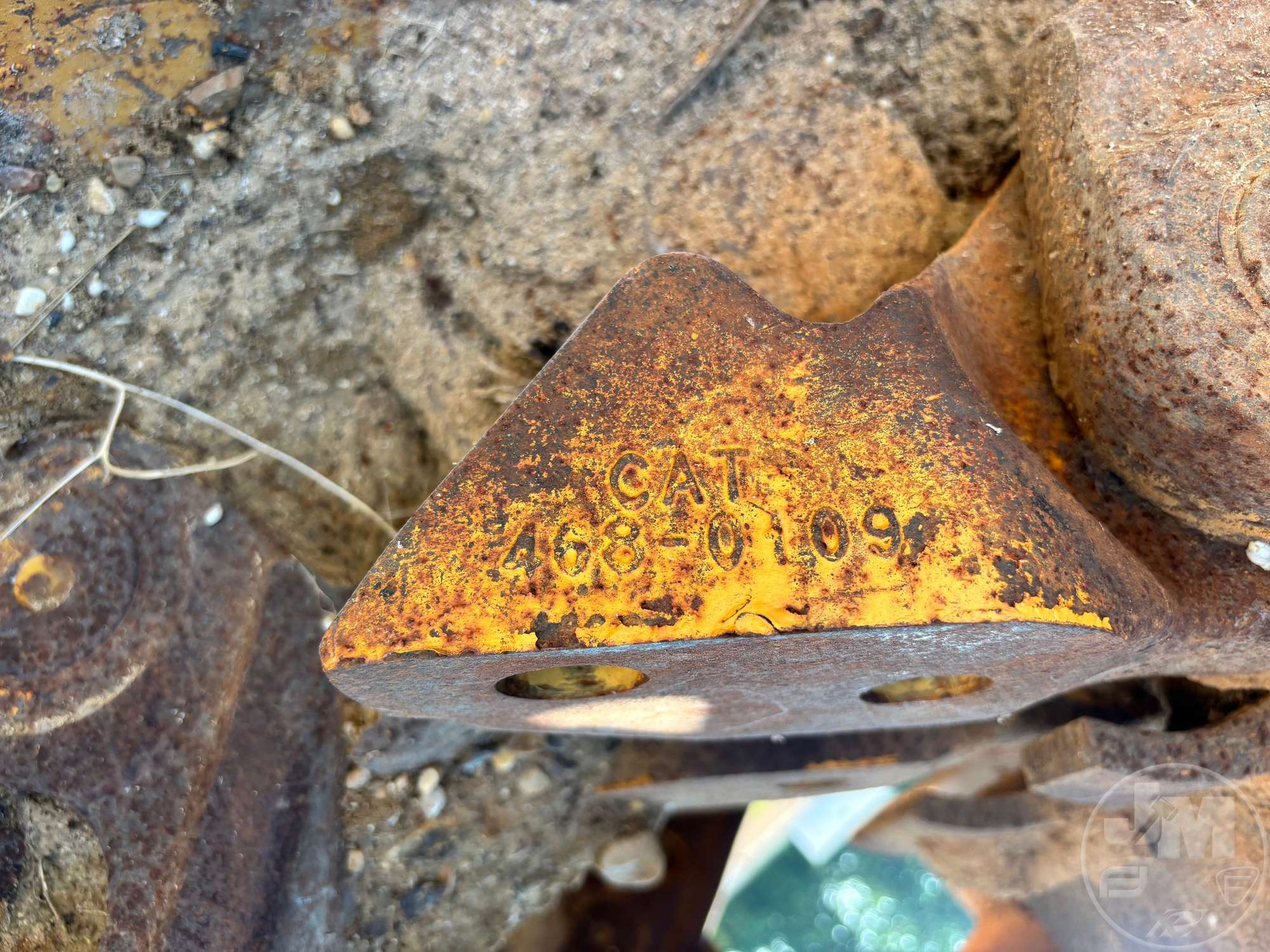 0 Caterpillar 28 INCH TRACKS TO FIT D10T