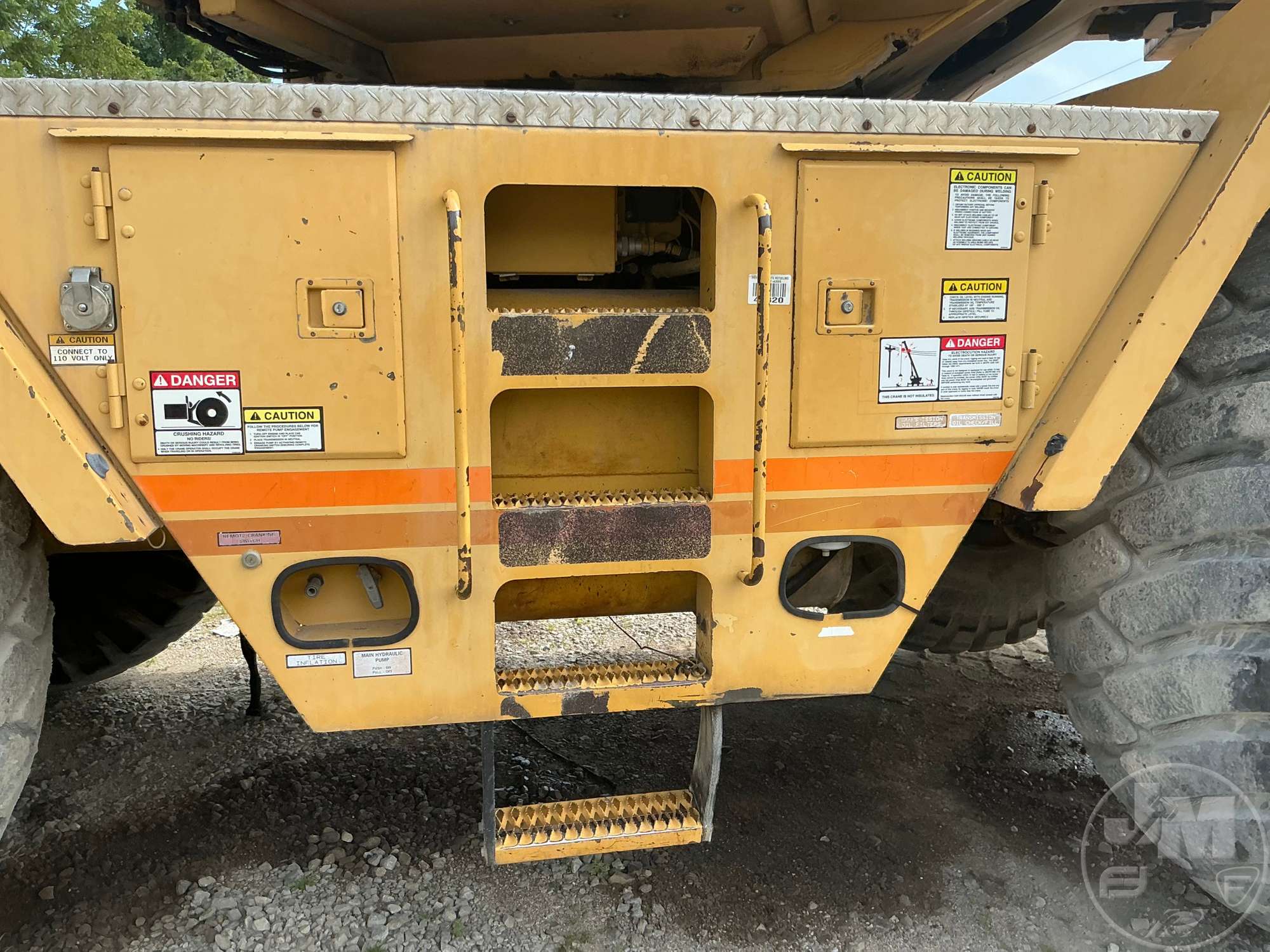 2000 Grove RT855B