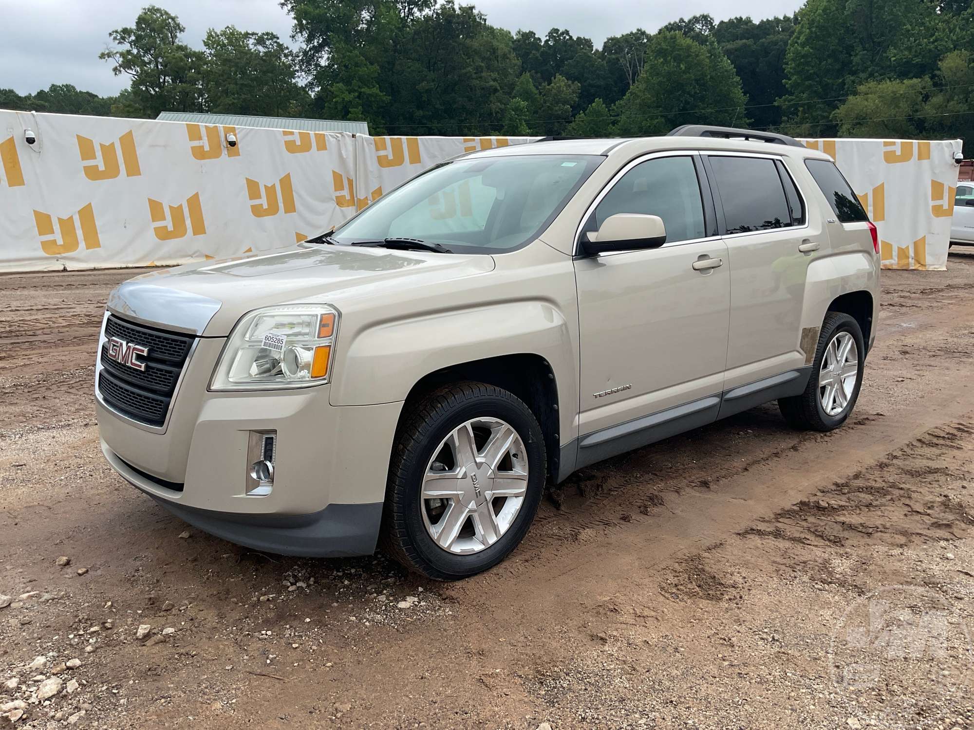 Photo of 2011 GMC TERRAIN