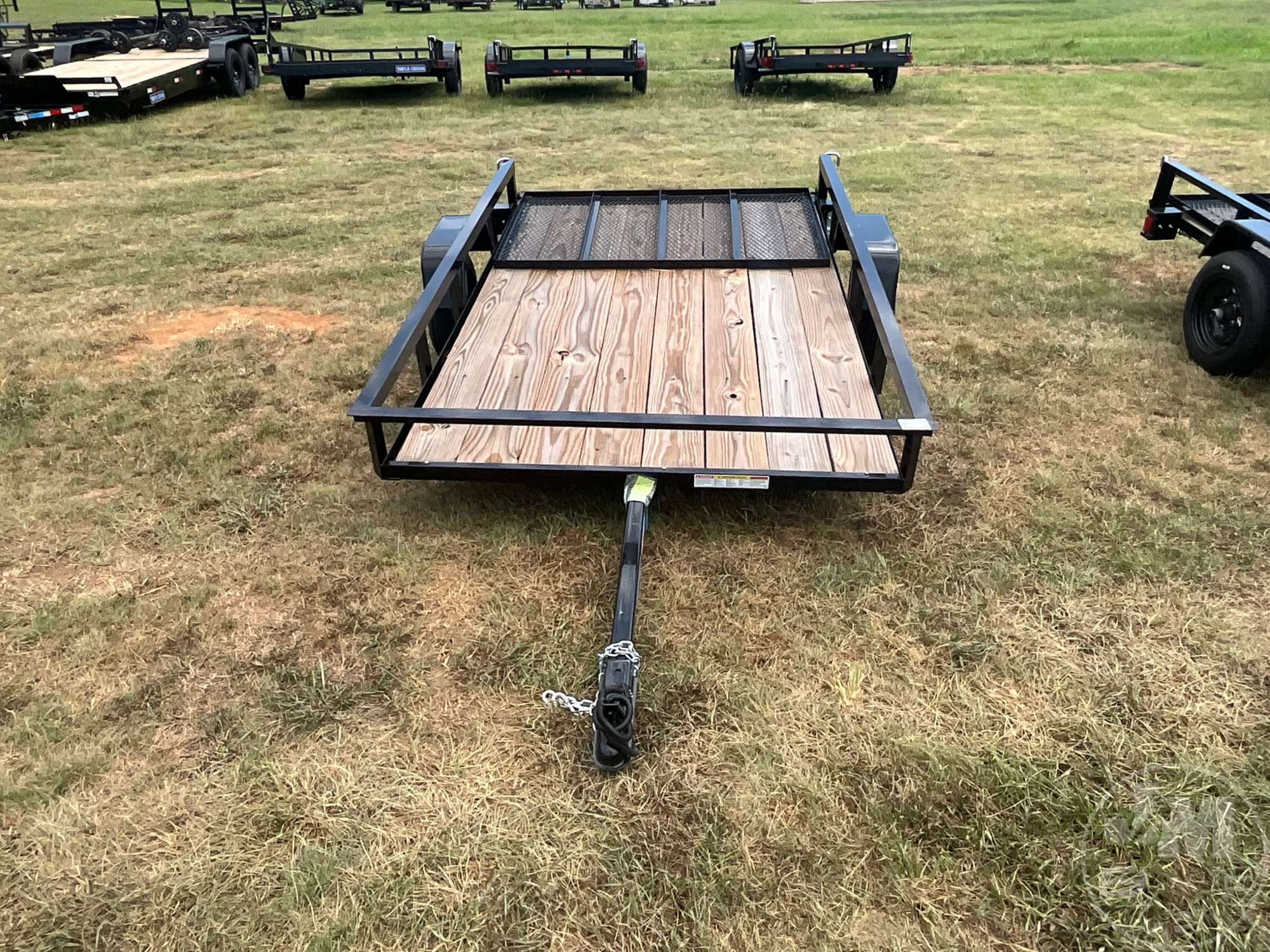 2027 TRIPLE CROWN TRAILERS, INC LD5X8S10O