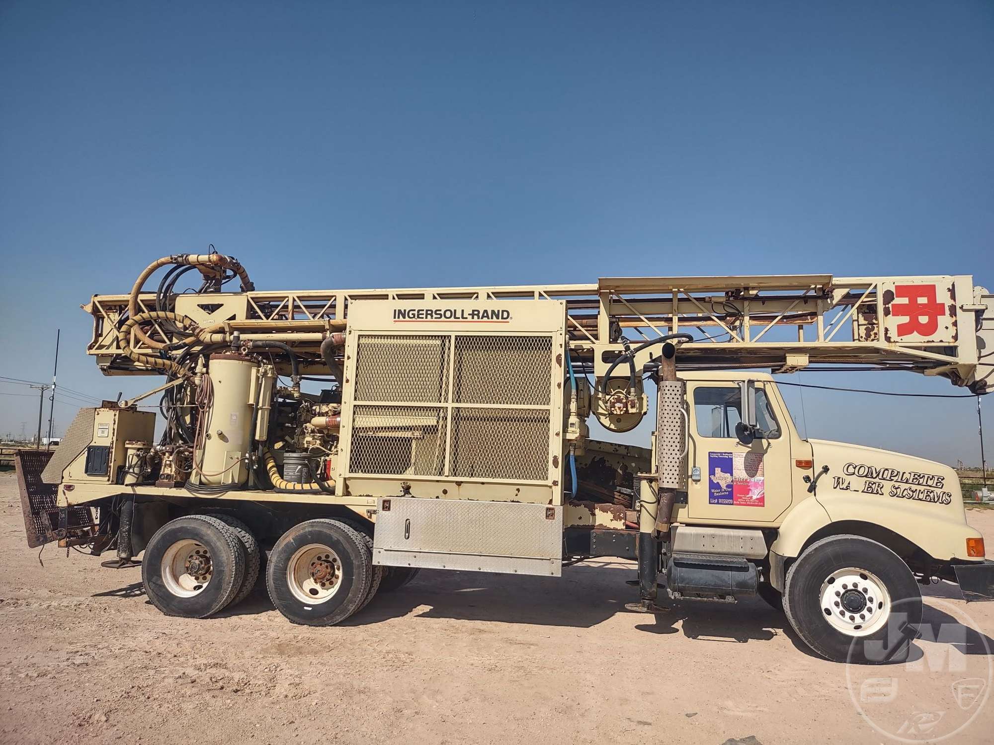 2001 International 2674 6X4