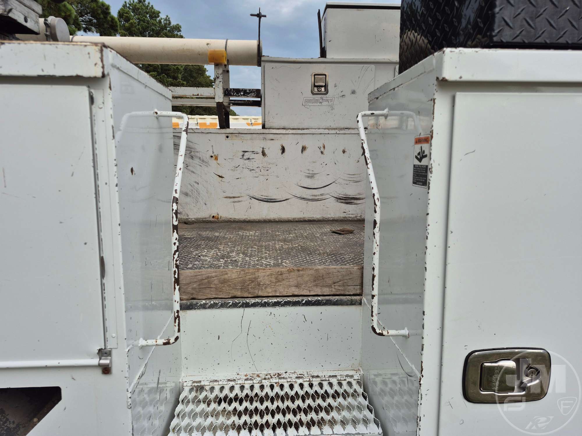 2016 Freightliner M2