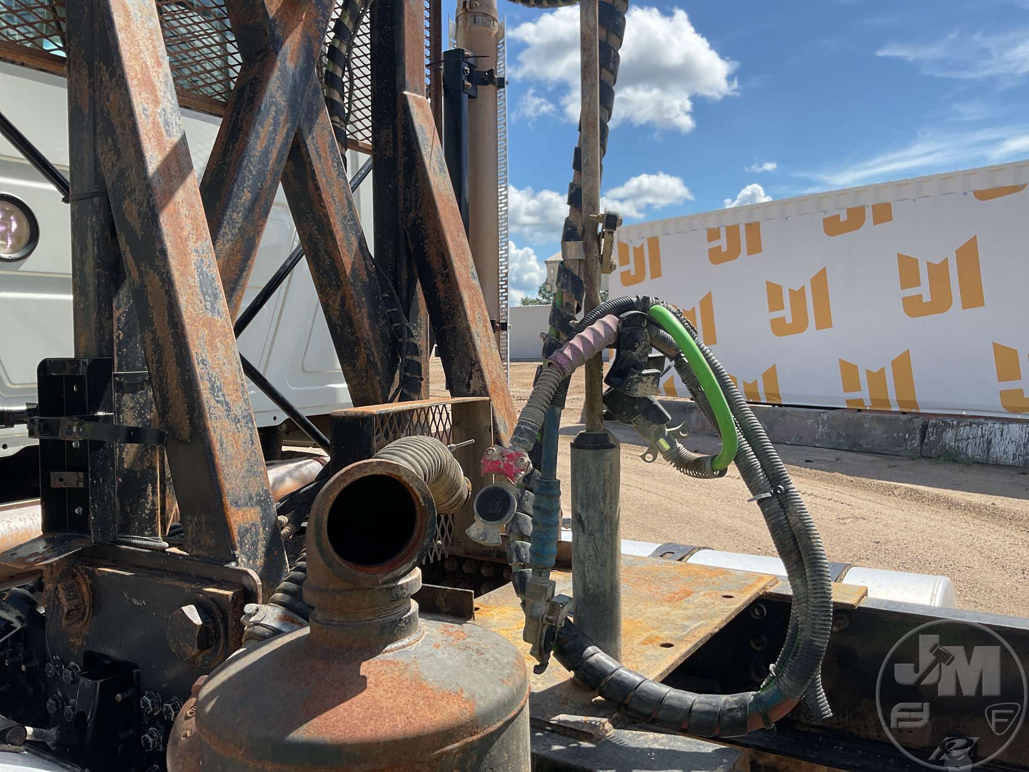 2018 Mack CHU613 PINNACLE