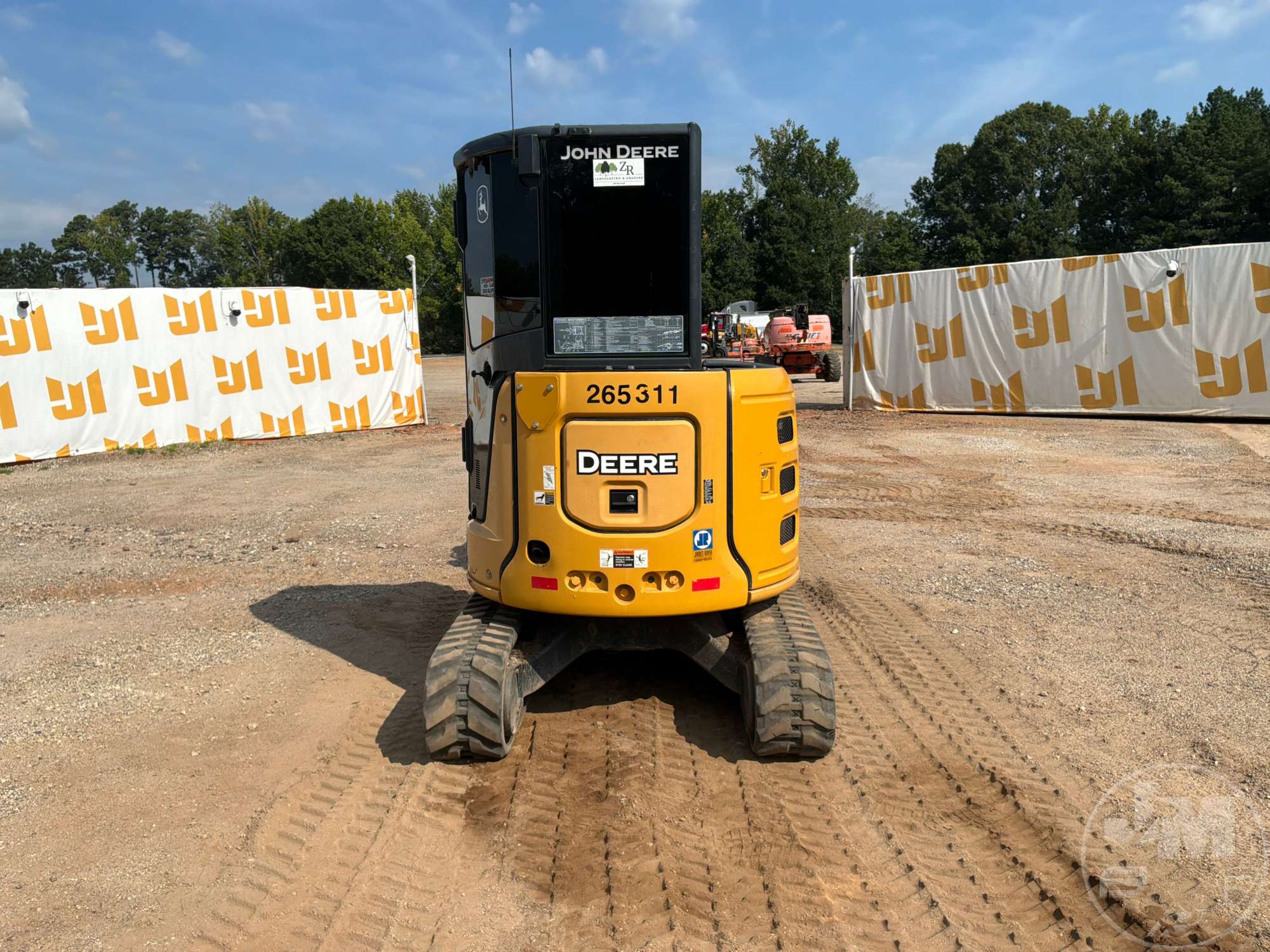 2017 John Deere 30G