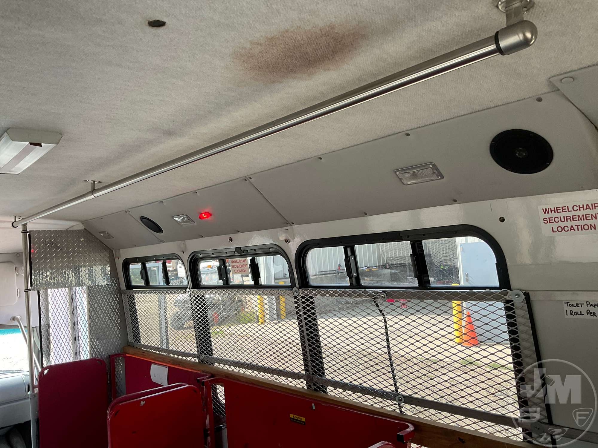 2006 Ford E-450
