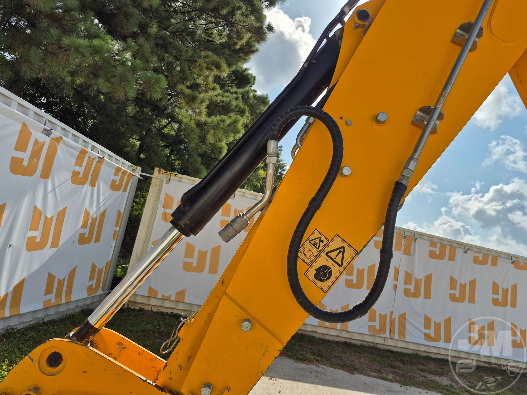 2023 JCB 3CX-15 SUPER