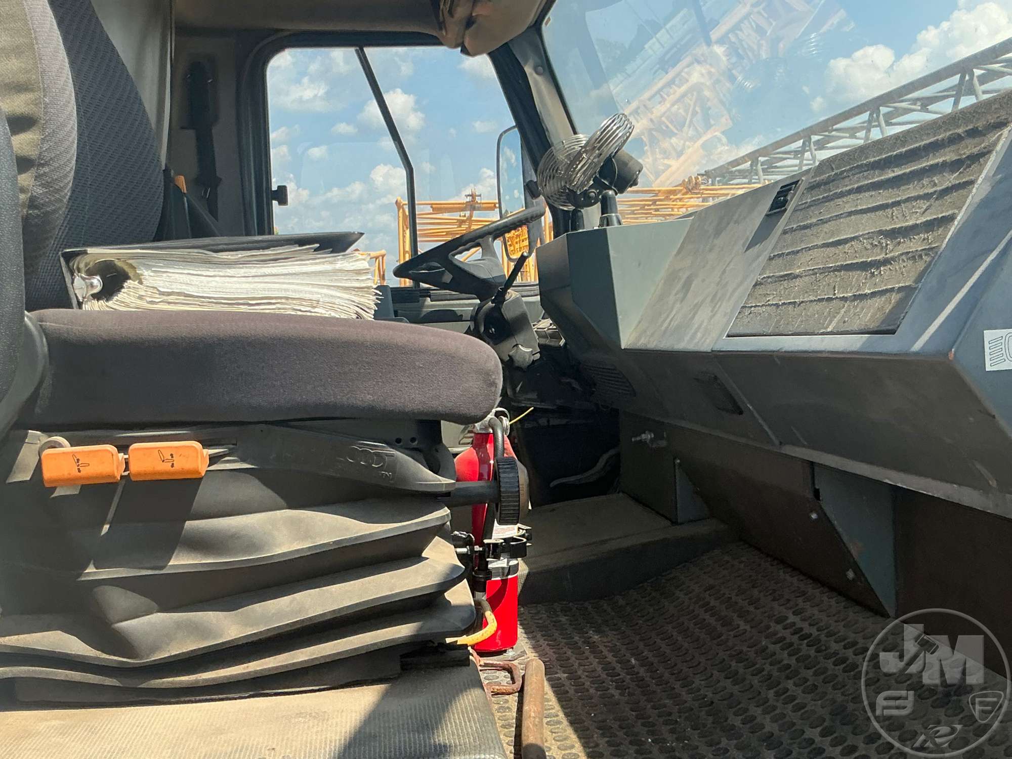 2000 Grove GMK5210