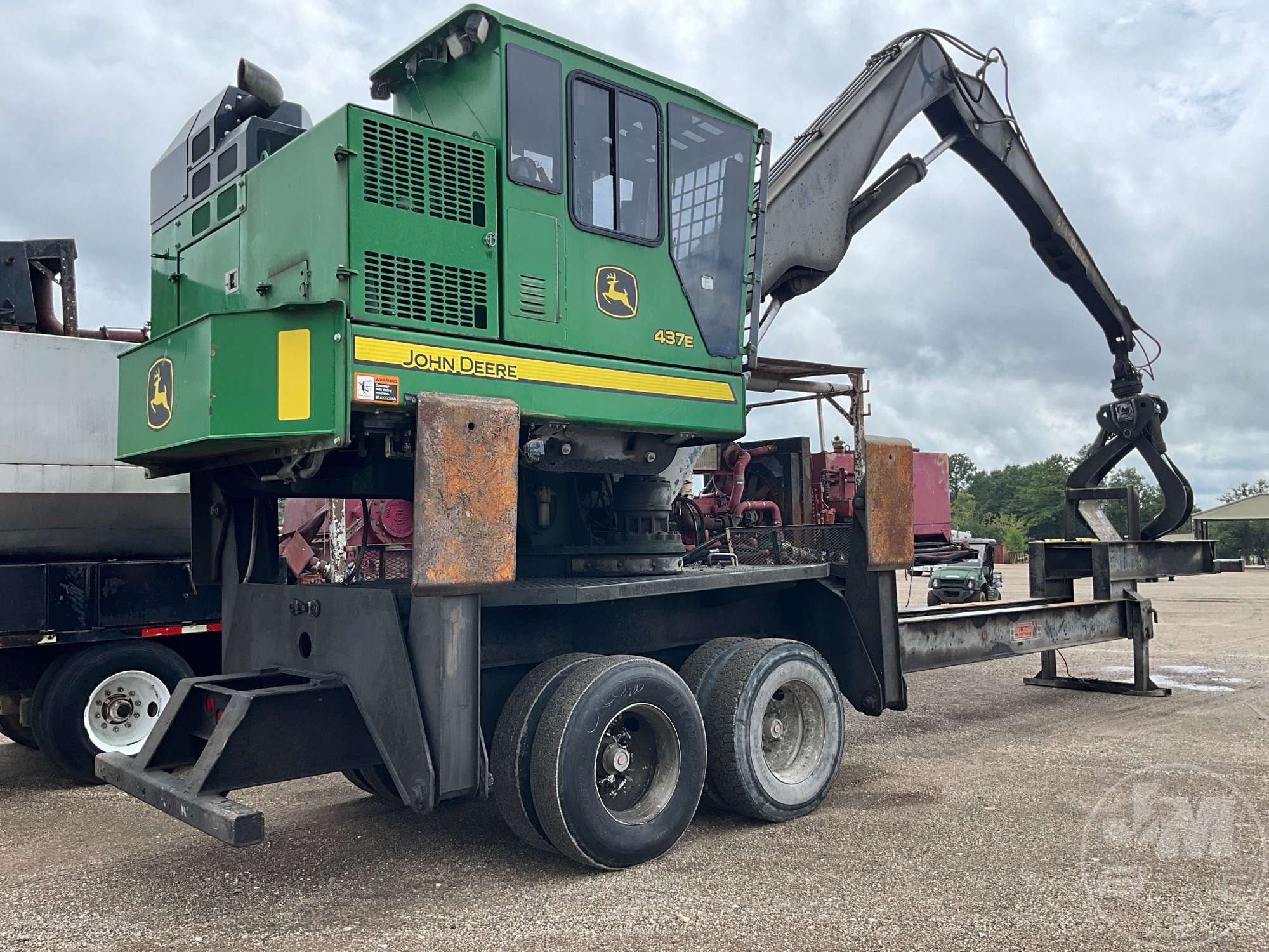 2021 John Deere 437E