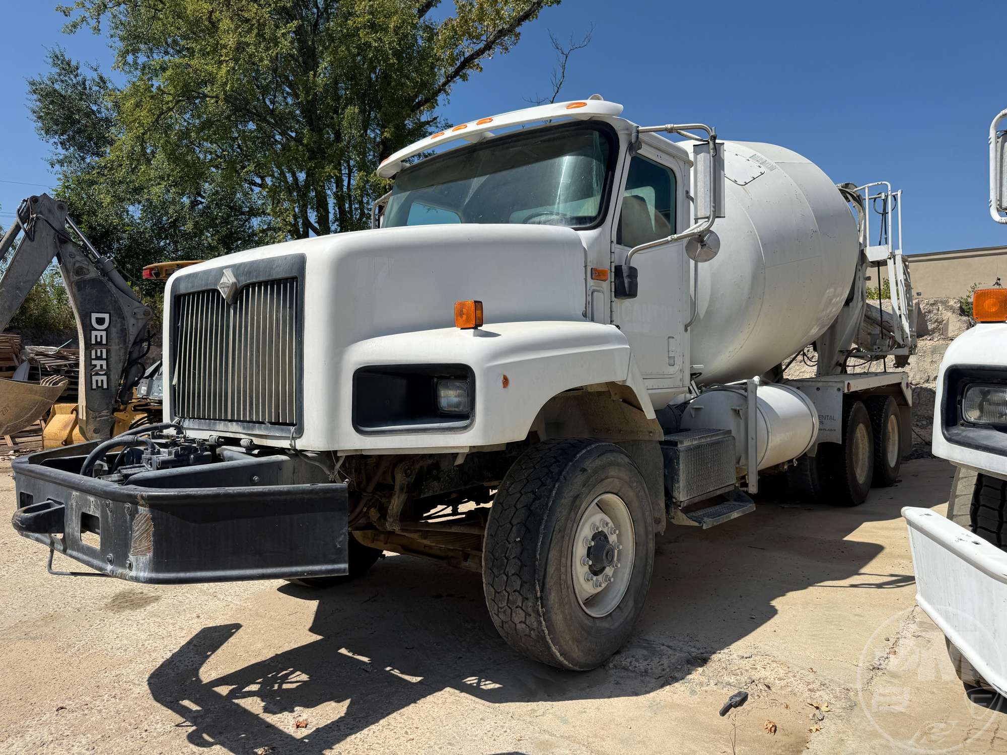 Photo of 2005 International 5600i