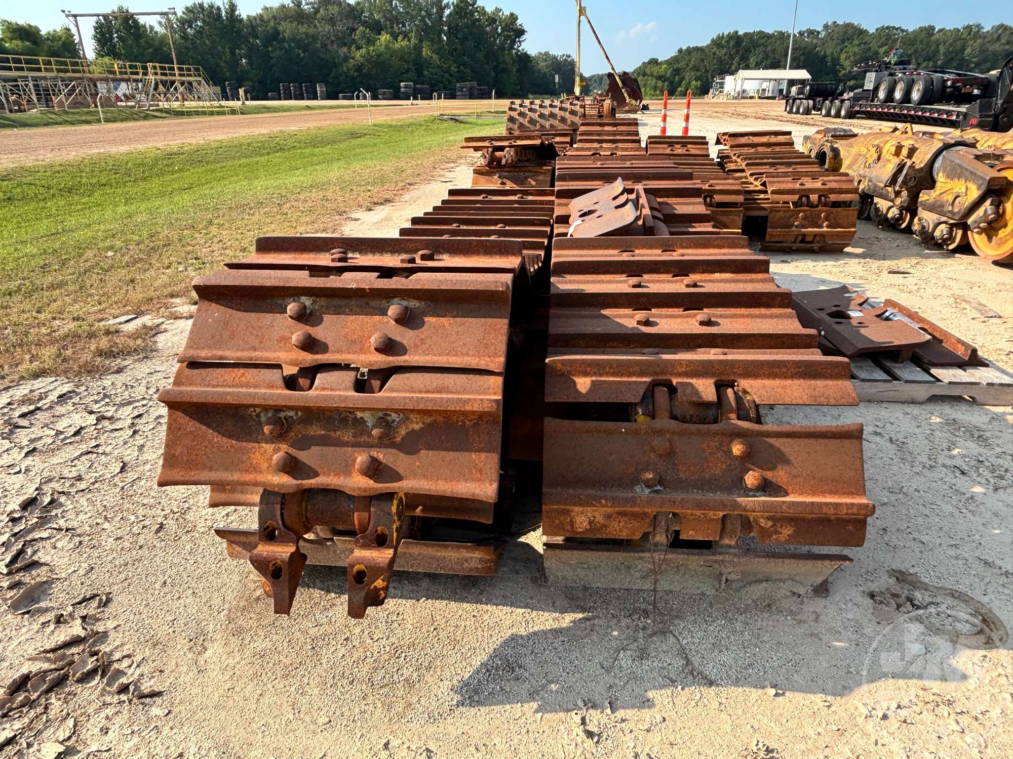 0 Caterpillar 30 3/4 INCH TRACKS TO FIT D10T