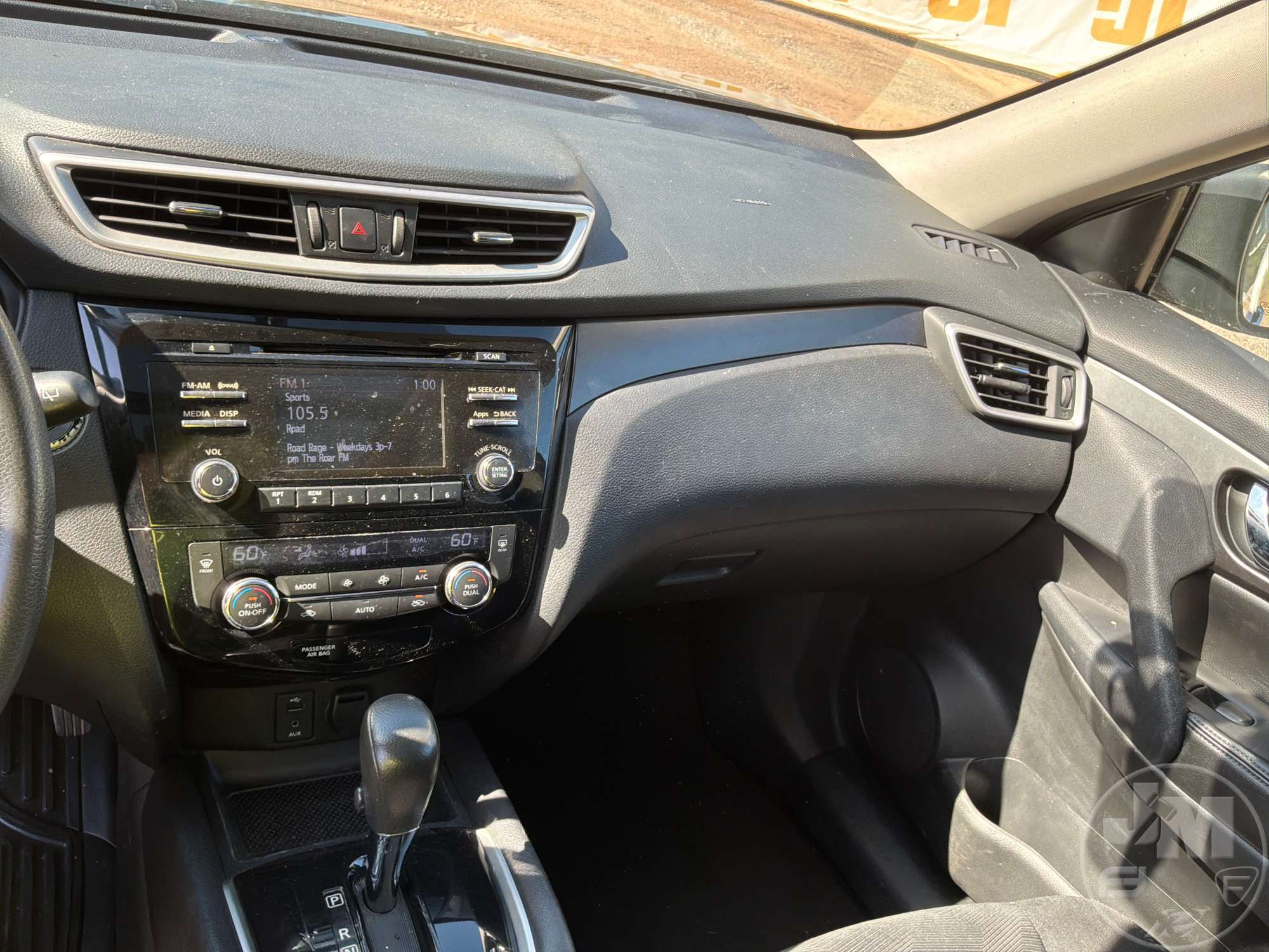 2015 Nissan ROGUE