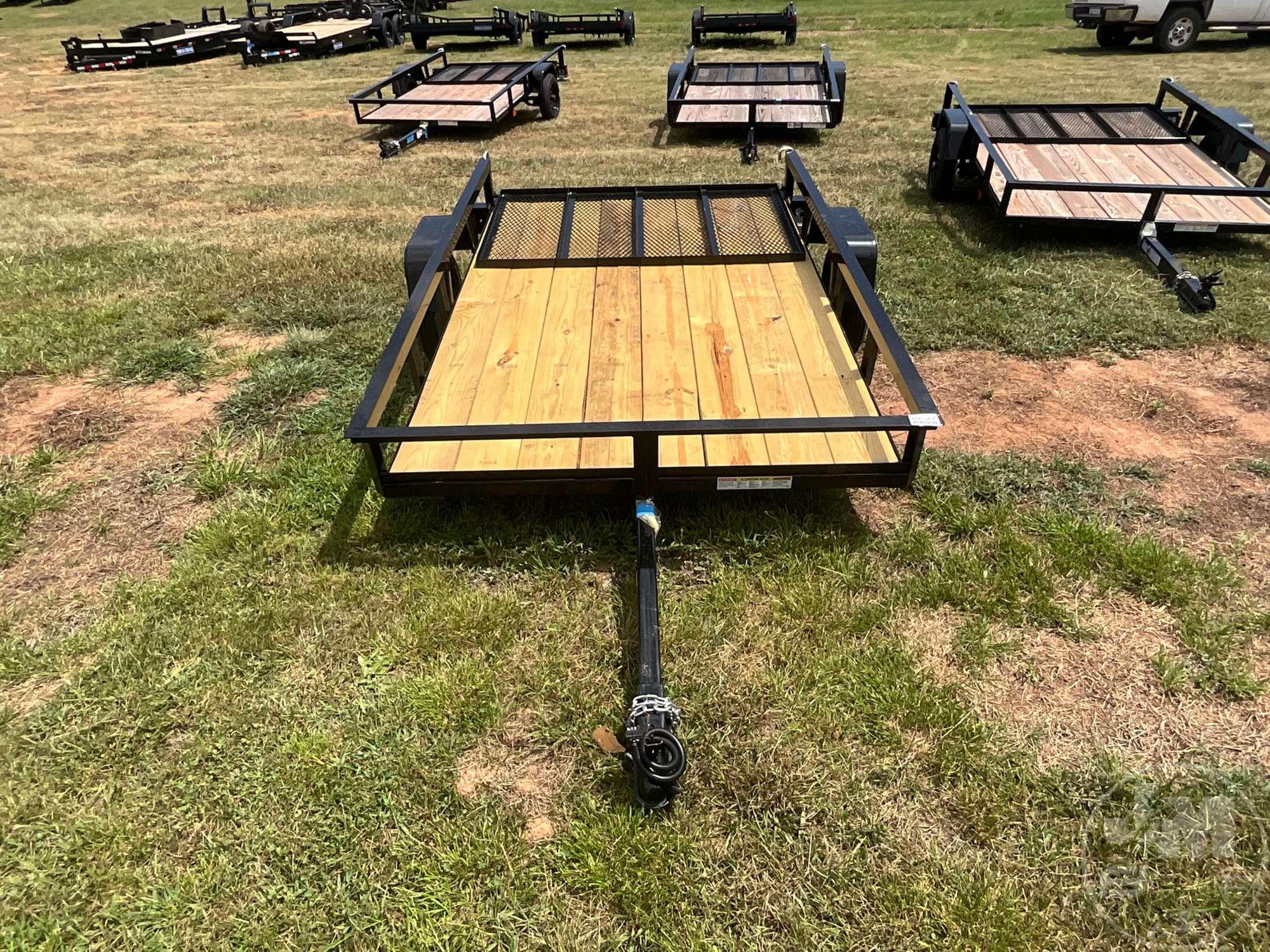2027 TRIPLE CROWN TRAILERS, INC LD5X8S10O