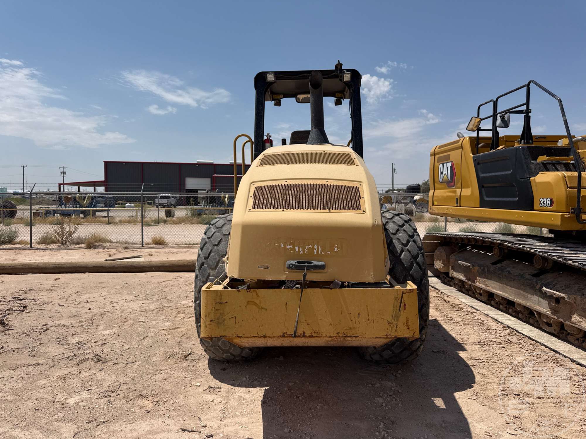 2011 Caterpillar CS56