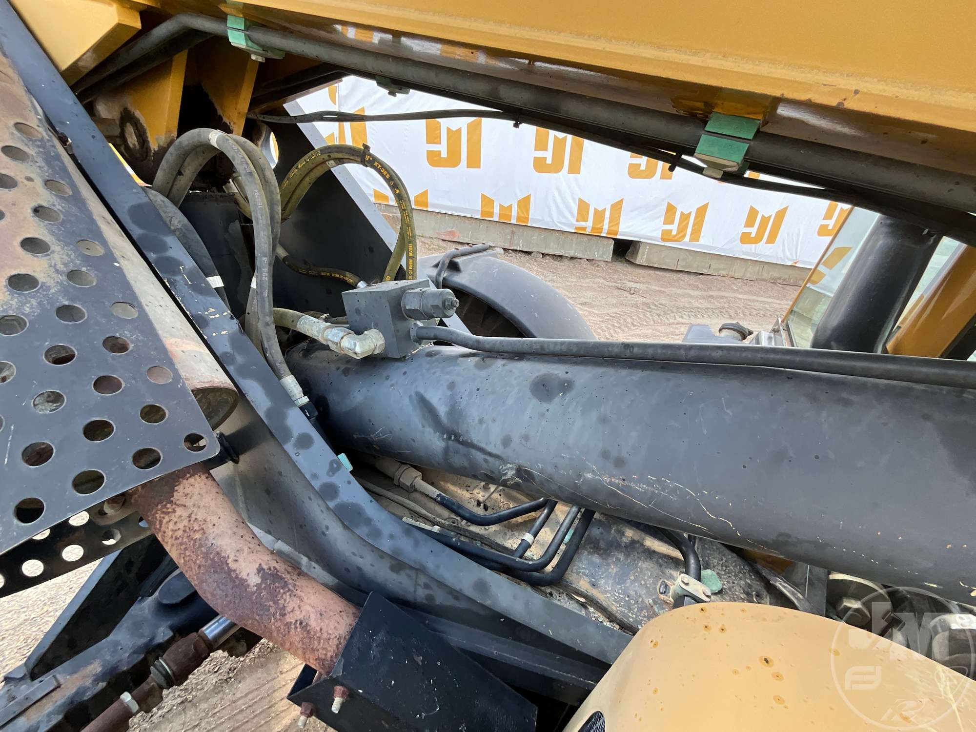 2009 Caterpillar TL943