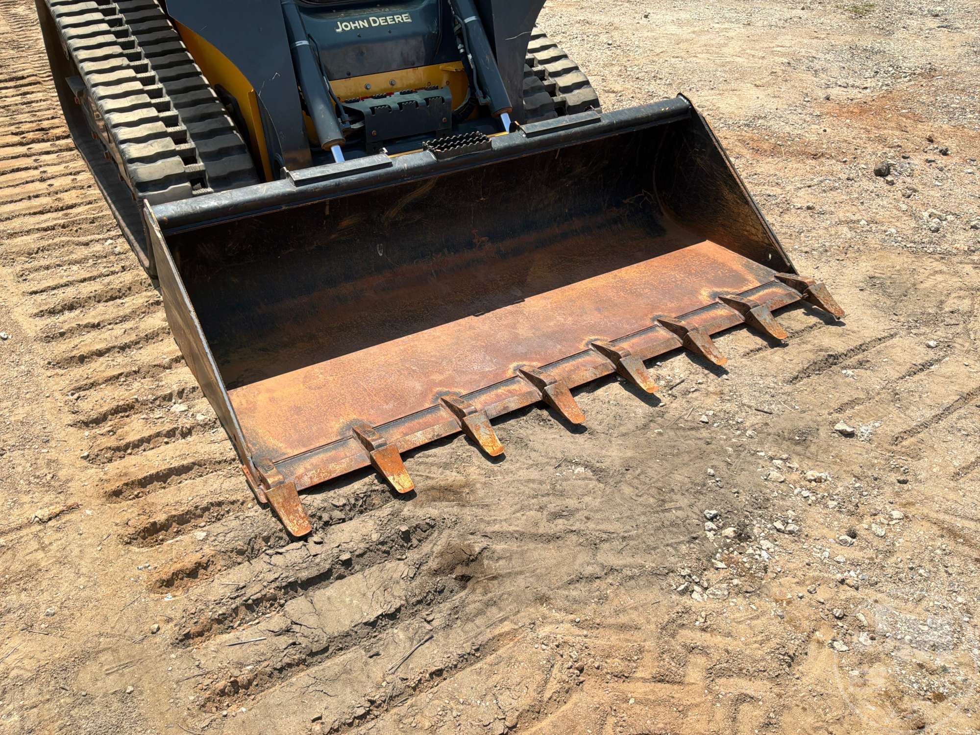 2024 John Deere 325G
