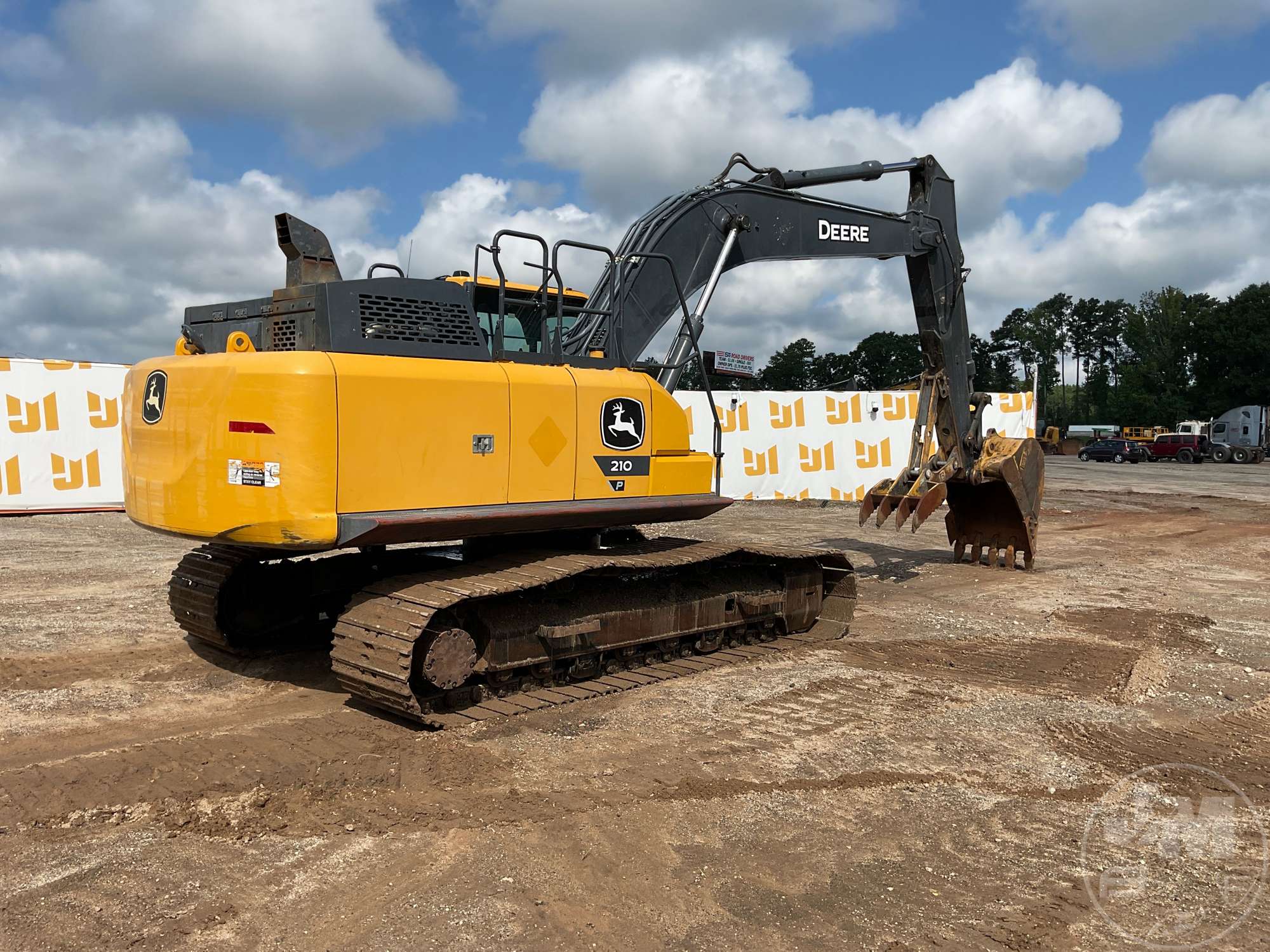 2024 John Deere 210-P